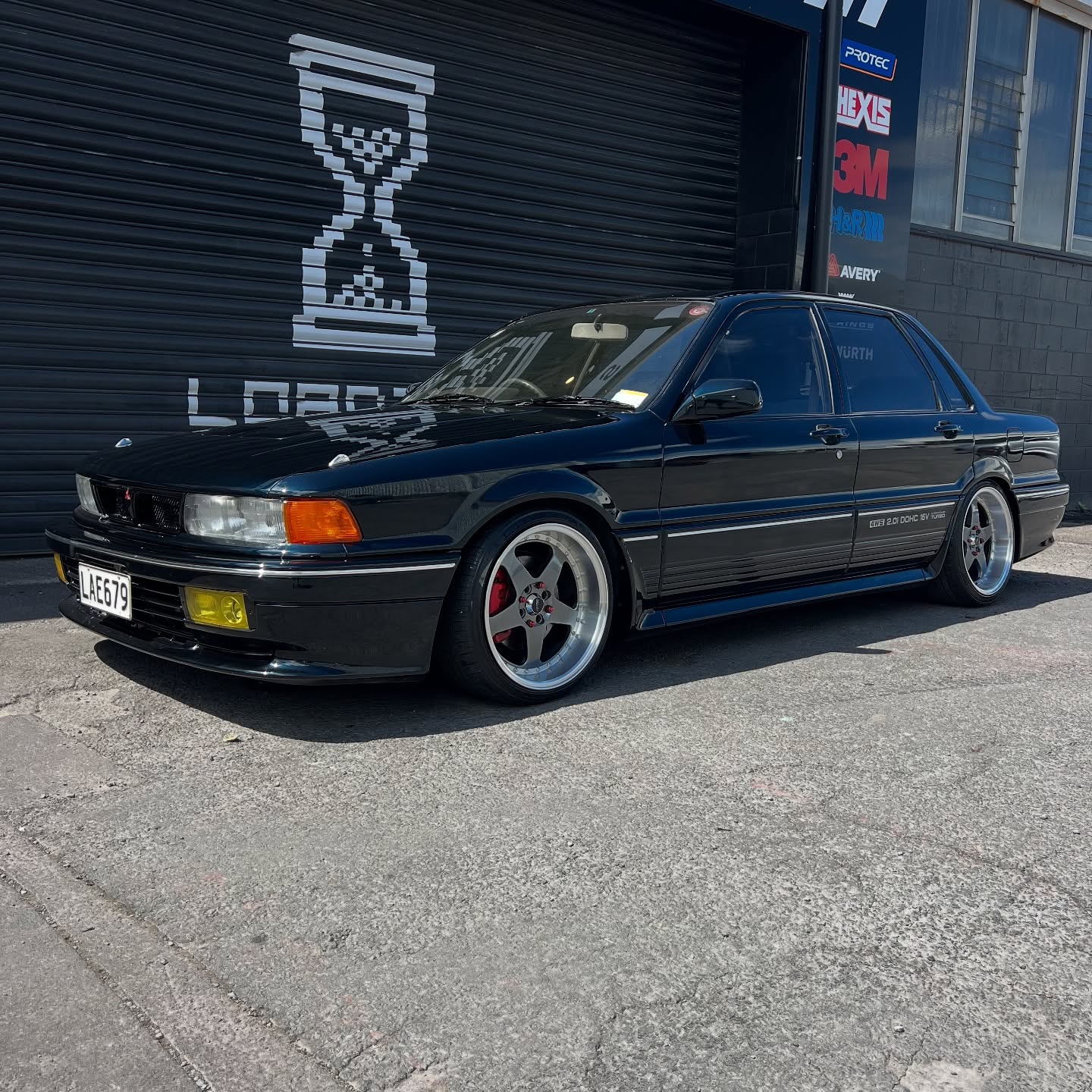 Meke!! They don’t make em like this no more. All the 90’s babies dreamed of having this Turbo AWD VR4 parked in the driveway. Yes we saved another one ☝🏽
Cert ✅
Fresh Paint Job ✅
New Shoes ✅
Lowered ✅
New Decals ✅
New Chrome ✅
#mitsubishivr4 #vr4 #mitsubishi #mitsi