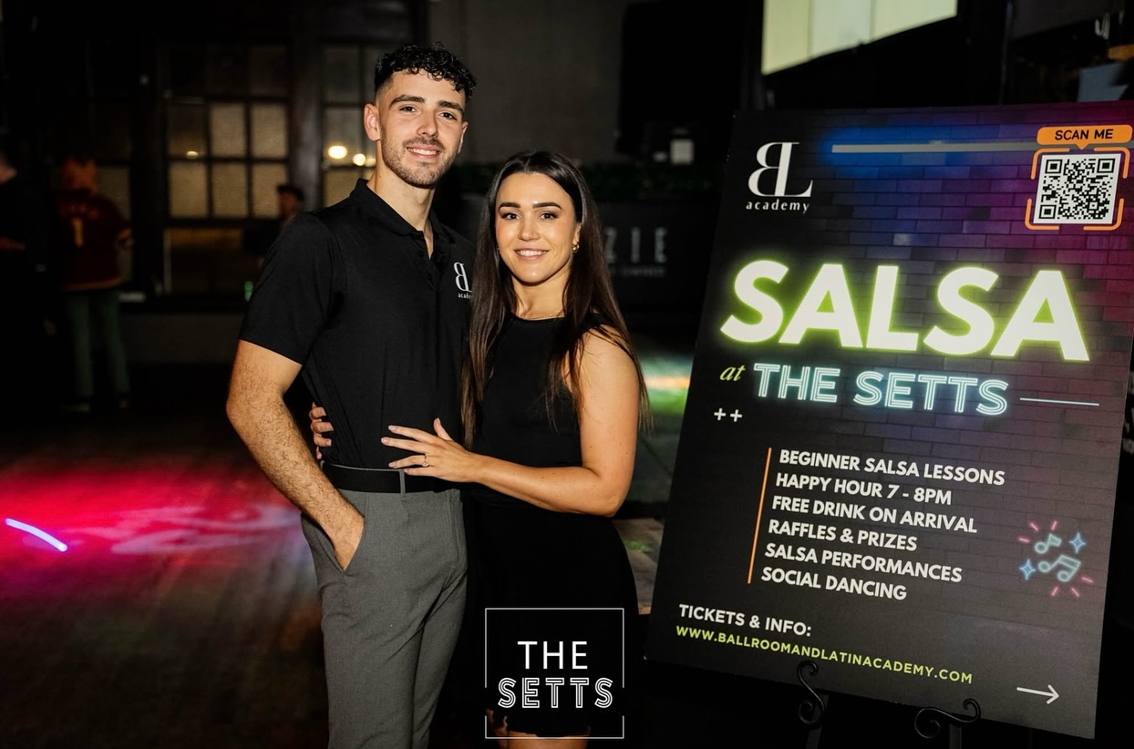 One week on and we still look back at our Salsa At the Setts with an immense sense of gratitude.
Thank you to the 120 people who came, enjoyed the music, learnt some Salsa, and contributed to an unforgettable atmosphere.
And thank you to @thesettsmildura for the seamless, overwhelming support.
What a night!
Until next time, thank you Mildura!
#salsa #dance #music #mildura