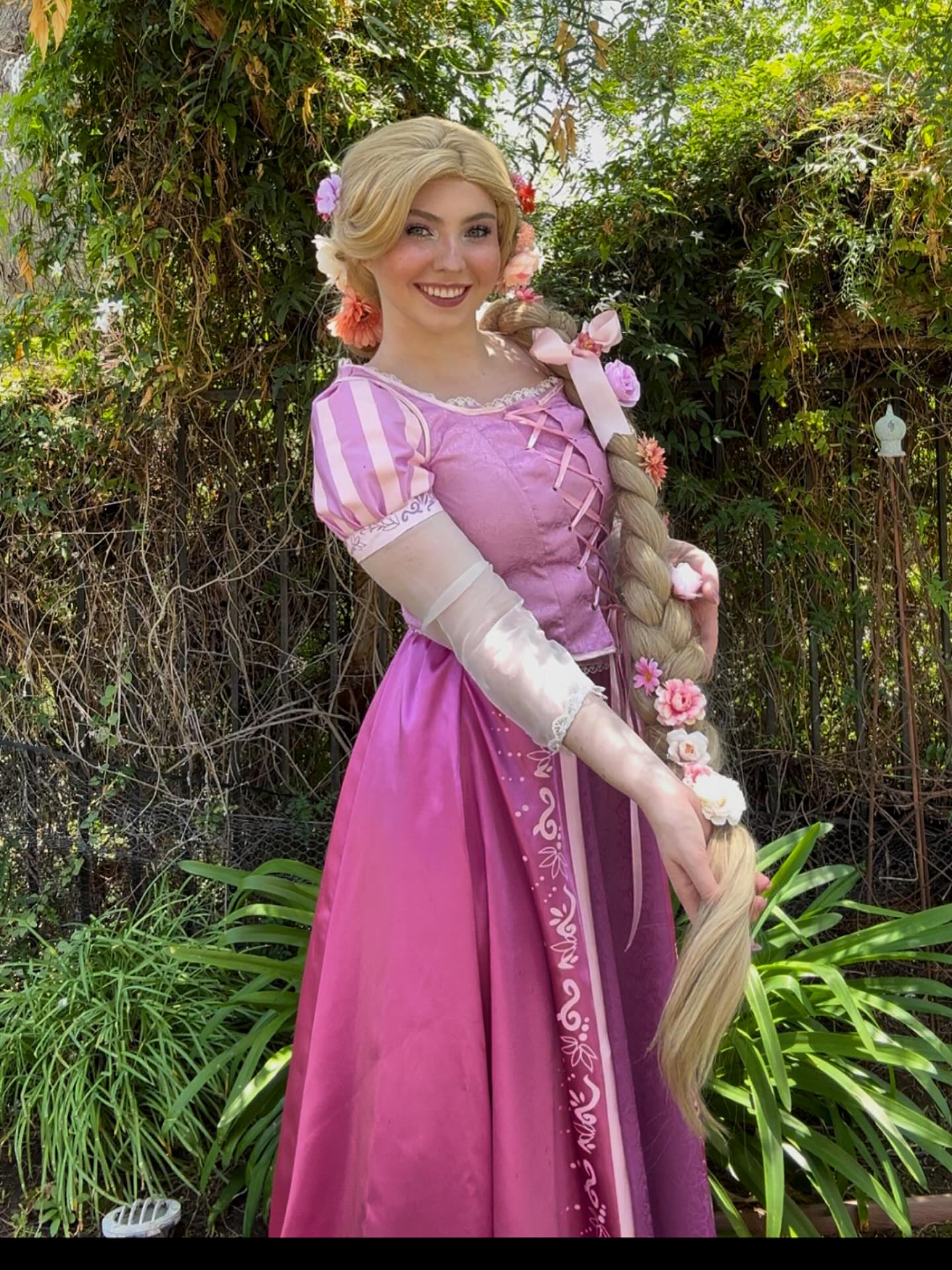 This princess is out of her tower and ready to celebrate some parties! β¨π