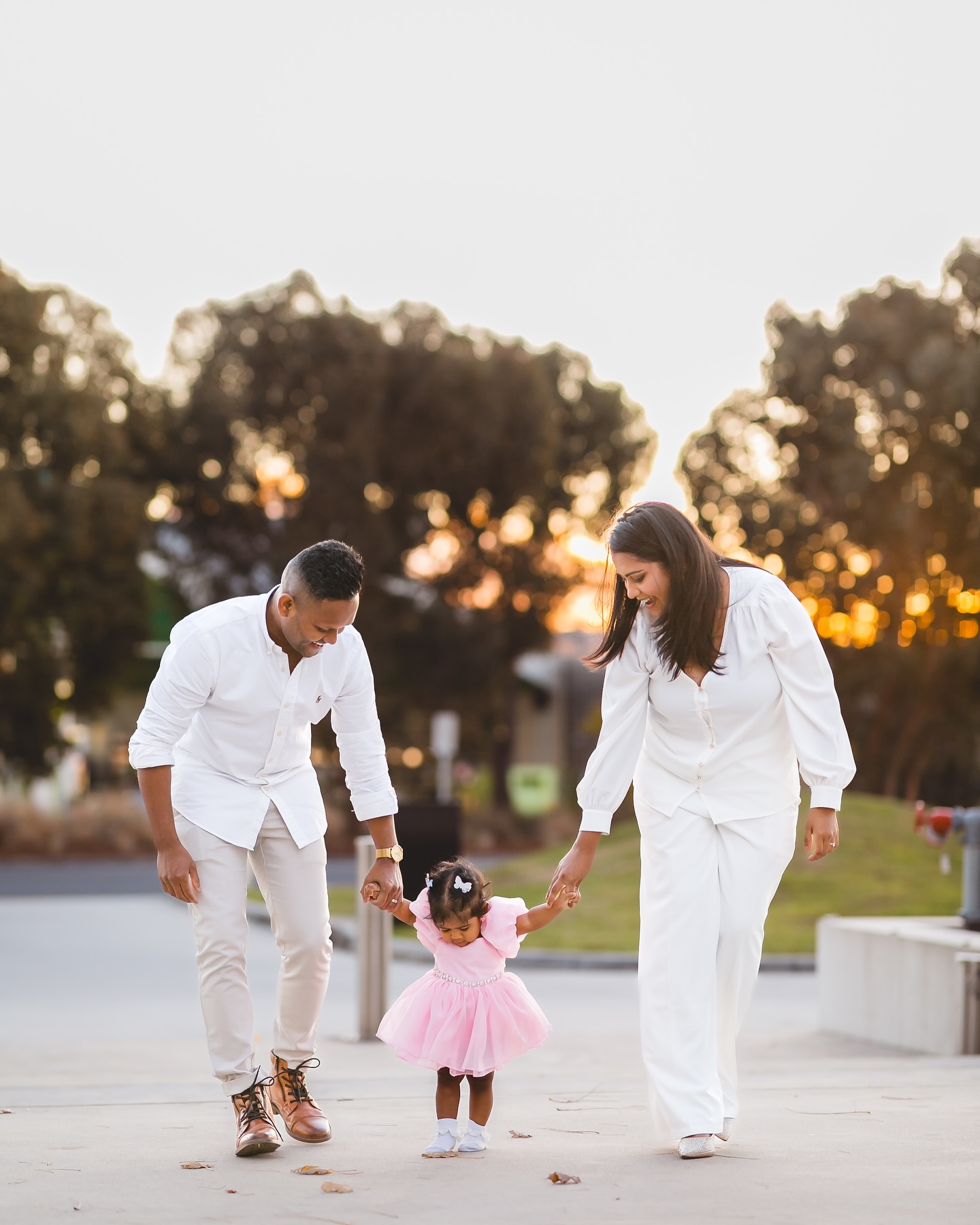 Talisha is one 🎉🎂🥳
#melbournephotographer #1stbirthdaycelebration #happybirthday #eventphotography #melbourne #familyphotoshoot #logonphotography