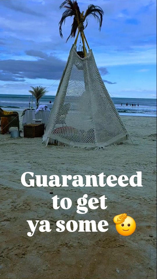 If not you may want to rethink your relationship status 🤣
Beach + Dinner and not just any dinner! Choose from filet mignon, snow crab and lots more mouthwatering eats 🍽 Chef prepared, plated and delivered straight to your 🌊 waveside table. You always have the best seat in house with Beach Teepees 🥂
Link in bio to book👇
#datenight #romantic #sunset #wow😍
#newsmyrnabeach #daytonabeach #beachteepees