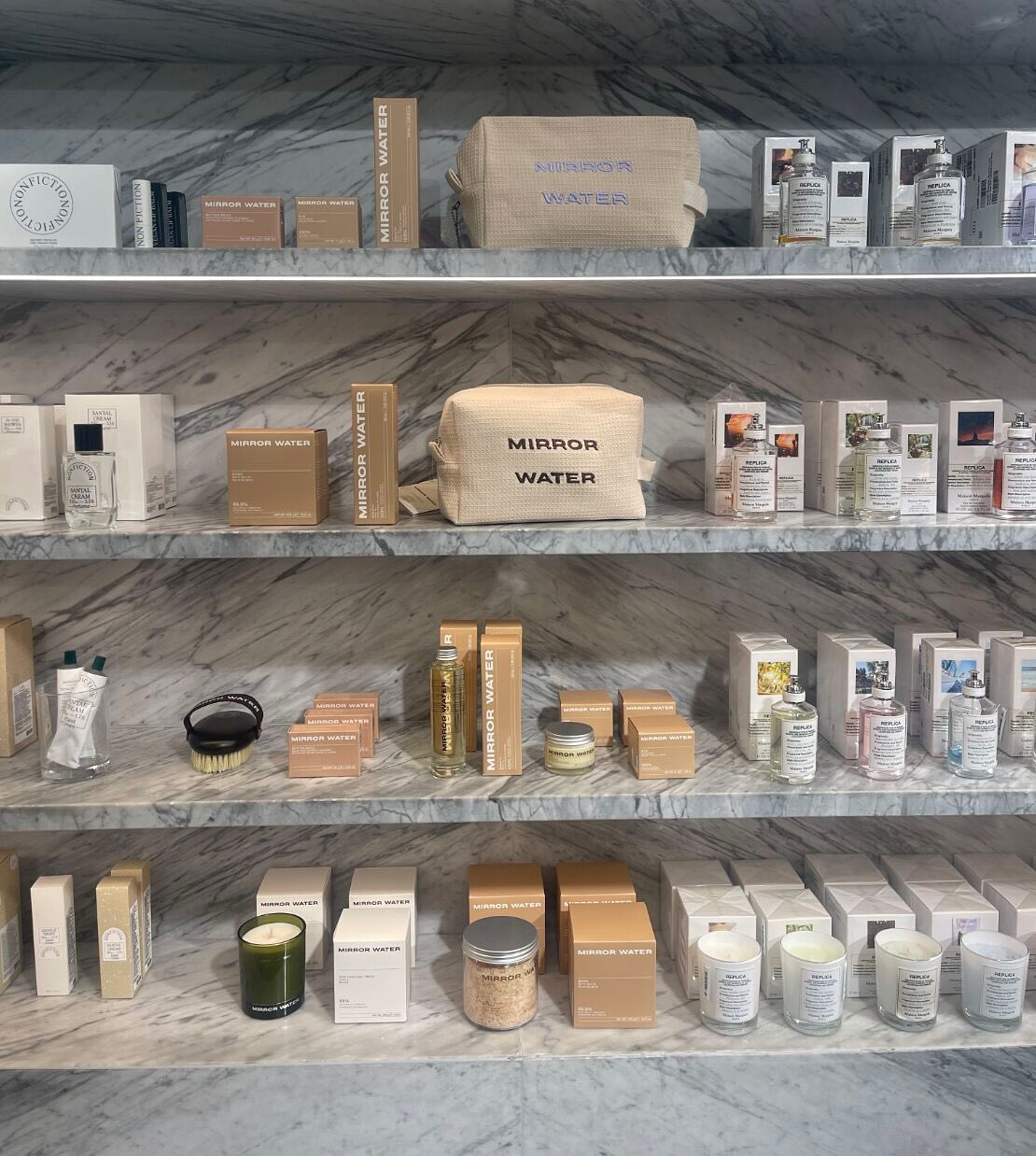MIRROR WATER x END. 🤝
END.’s curated lifestyle approach and dedication to thoughtful design align seamlessly with MIRROR WATER’s philosophy of intentional living and mindful self-care. Together, they speak to a community that values quality, peace of mind, and culture.
#mirrorwater #endclothing #mindfulliving #brandalignment
