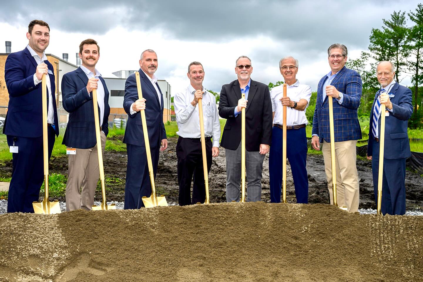 🚧 Groundbreaking Milestone in Voorheesville, NY! 🏗️
Geis Construction is proud to partner with Atlas Copco, a global leader in compressed air and vacuum solutions, industrial tools, and assembly systems, on an exciting expansion of their operations in Voorheesville, New York.
On June 10th, we officially broke ground on a 65,000 square foot addition to their existing facility—an investment that reflects Atlas Copco’s continued growth and innovation in the manufacturing, construction, and energy sectors.
This new space will support their commitment to delivering world-class air compressors, vacuum pumps, and industrial tools that power industries across the globe. We’re honored to help bring this vision to life.
Thank you to Atlas Copco for entrusting Geis Construction with this important project—and congratulations to all involved in reaching this exciting milestone!