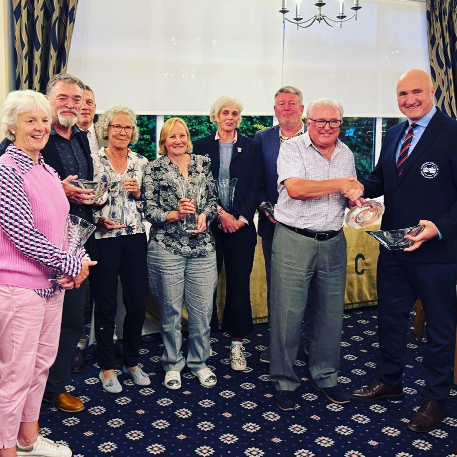 Celebrations this week as Surbiton won the Banstead Downs Trophy! A great day all round enjoying some competitive golf with 7 other Surrey clubs in spite of the weather. Well done to all involved! #surreygolf #surreygolfcompetition #surreygolfcourse
