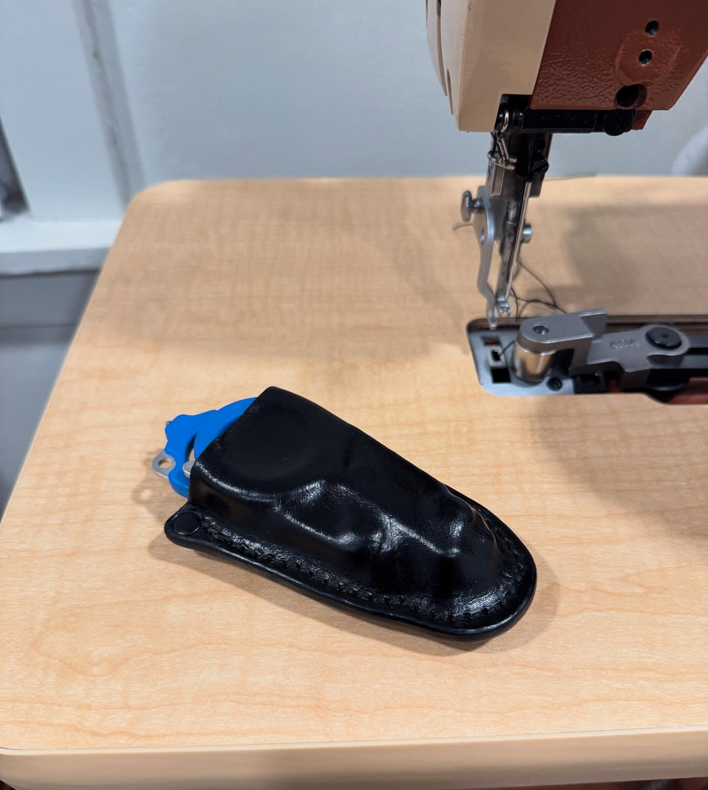 Custom molded case for EMS Shears! The custom mold fits like a glove providing protection and prevents the molded object from accidentally slipping out and getting lost.