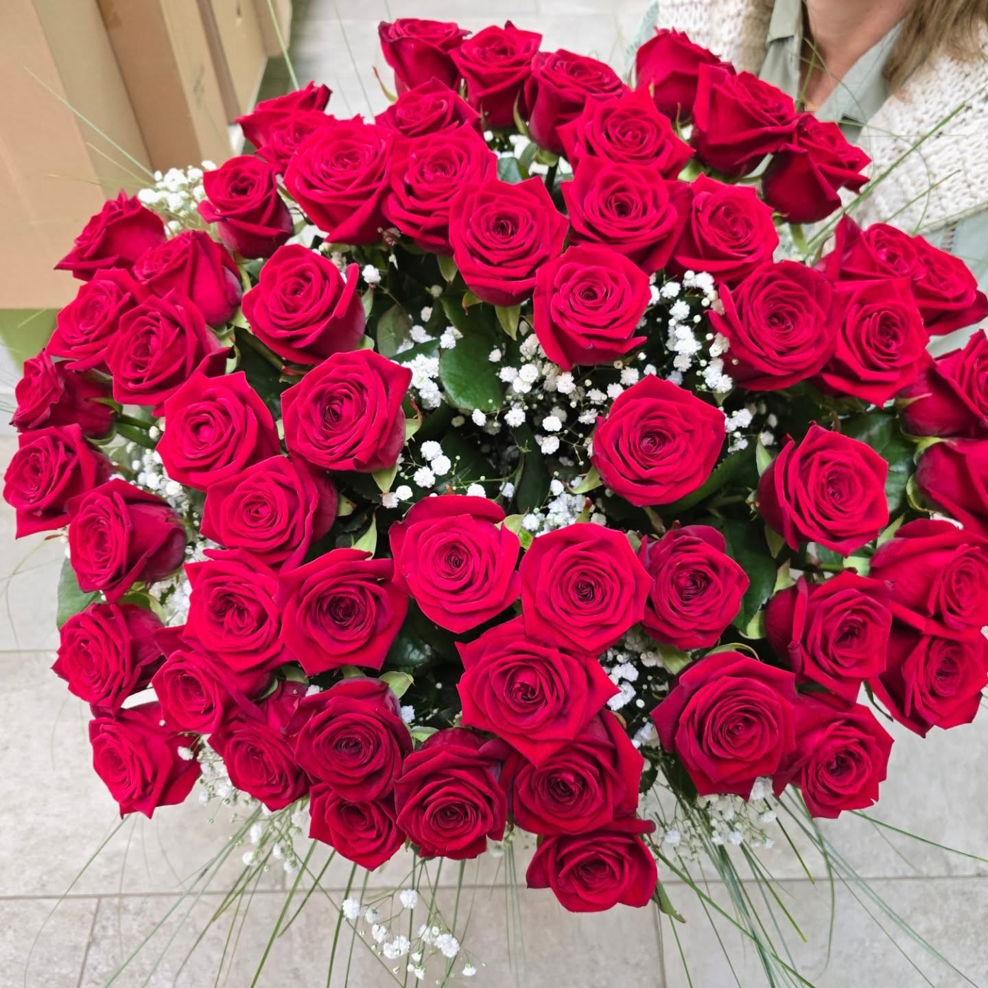 Superbe bouquet de 🌹 roses 🌹 réalisé a LA FLEURISTERIE 81BIS GRANDE RUE ARPAJON