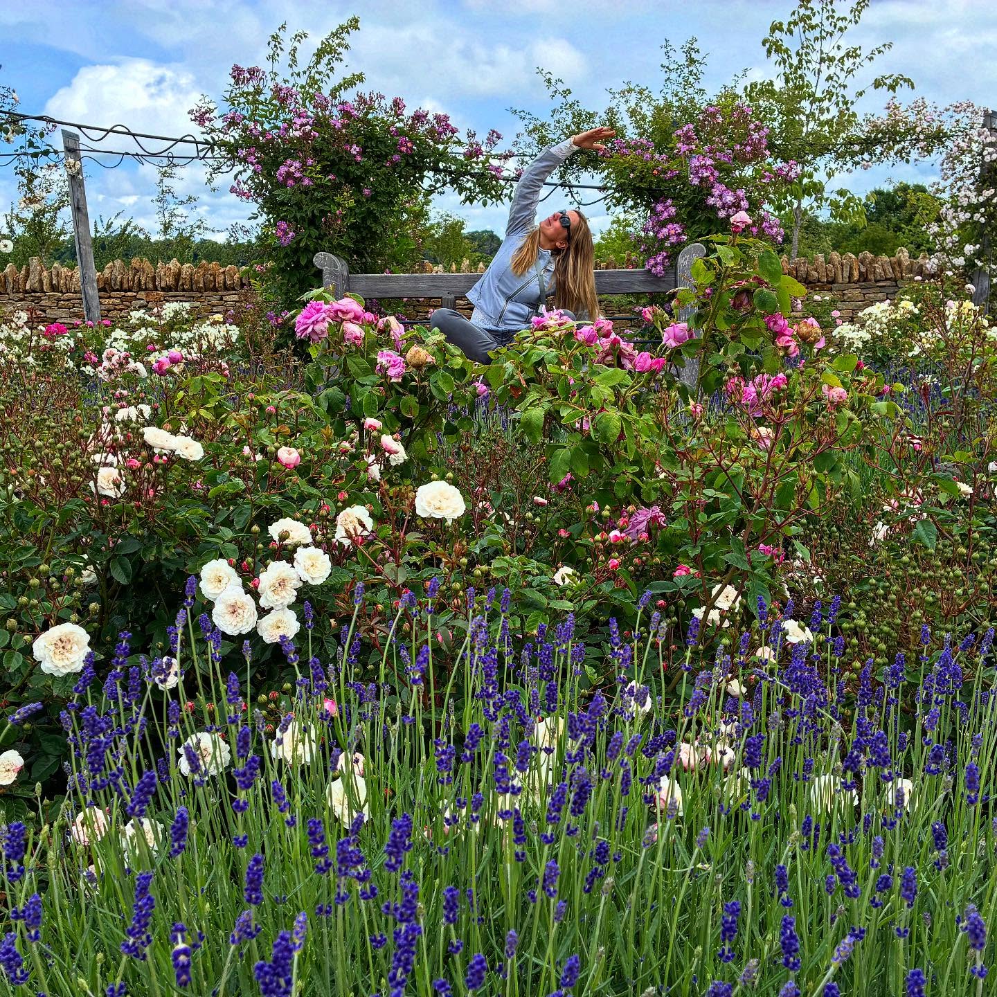 I wish you could smell this photo
Remember to take time to smell the roses and be in the moment 🌸
.
.
#plymflowyoga #yoga #yogapractice #flowyoga #vinyasa #vinyasaflow #yogaclass #plymstock #plymouth #yealmpton #yealmptoncommunitycentre #brixtondevon #southhams #devon #thenewtsomerset #rosegarden