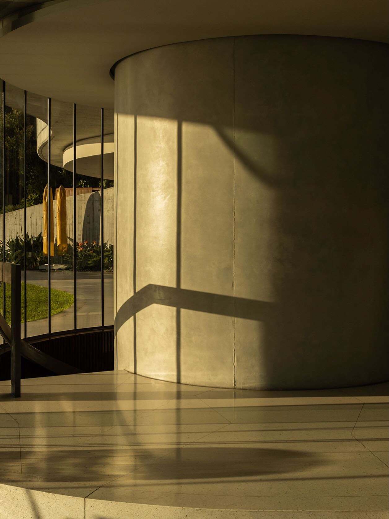 Moments here aren’t made. The arrive quietly,like light on stone