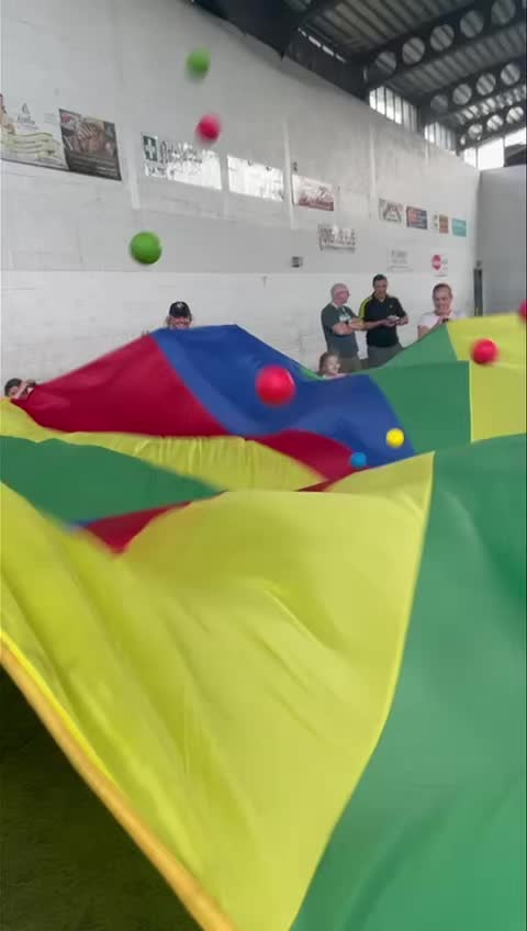 Maidin inné was full of laughter and smiles as families filled the arena for week two of our GAA For All All-Stars Programme.
The All-Stars took part in some new activities, but the familiar favourites - the Parachute and the Bubble Machine - proved to be big hits once again! Fun all around and there’ll be plenty more over the next few weeks for our All-Stars to sink their teeth into.