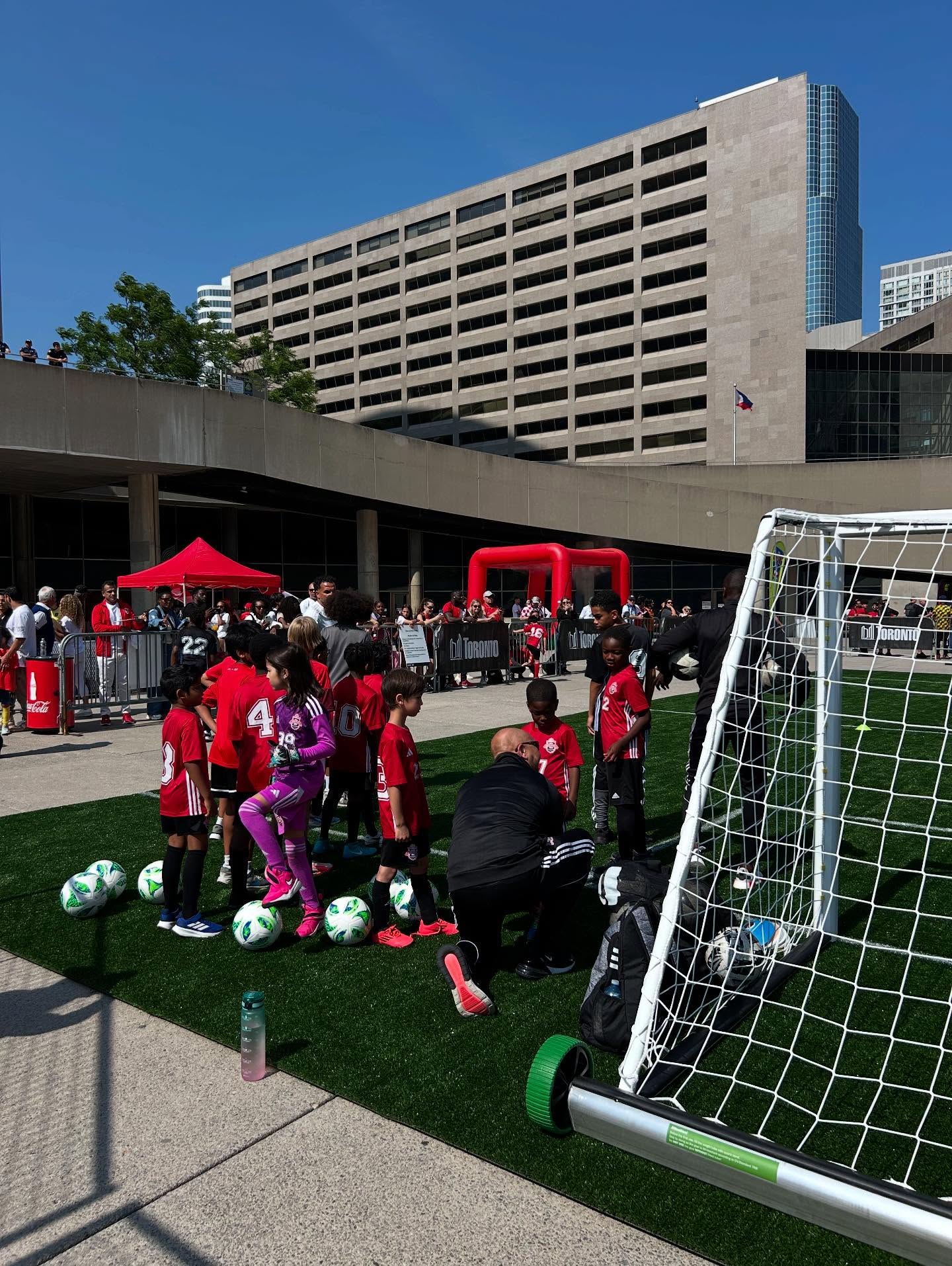 What an unforgettable day! ⚽️🥅🙌
We’re beyond grateful to have been part of the first ever annual Soccer Day in the City, a powerful celebration of community, diversity, and togetherness.
The energy was electric as our DeRo Foundation players hit the pitch and showed the city what the love of the game is all about. From amazing matches to shared moments of joy, the passion was undeniable. 🤩
#soccerdaytoronto #derofoundation #tfcacademy #dwaynederosario #fwc26toronto #cityoftoronto #soccerpride