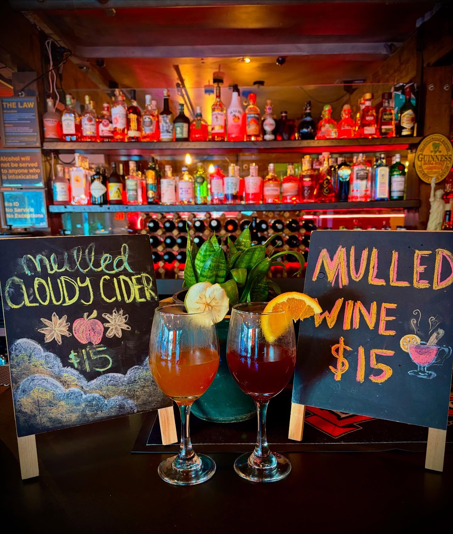 Lordy it’s been a chilly weekend, what better way to warm up than with a glass or mulled wine or cider 🍎🍷
Will be available all through winter and who knows we might experiment and mull a few other concoctions so keep an eye out 👀
