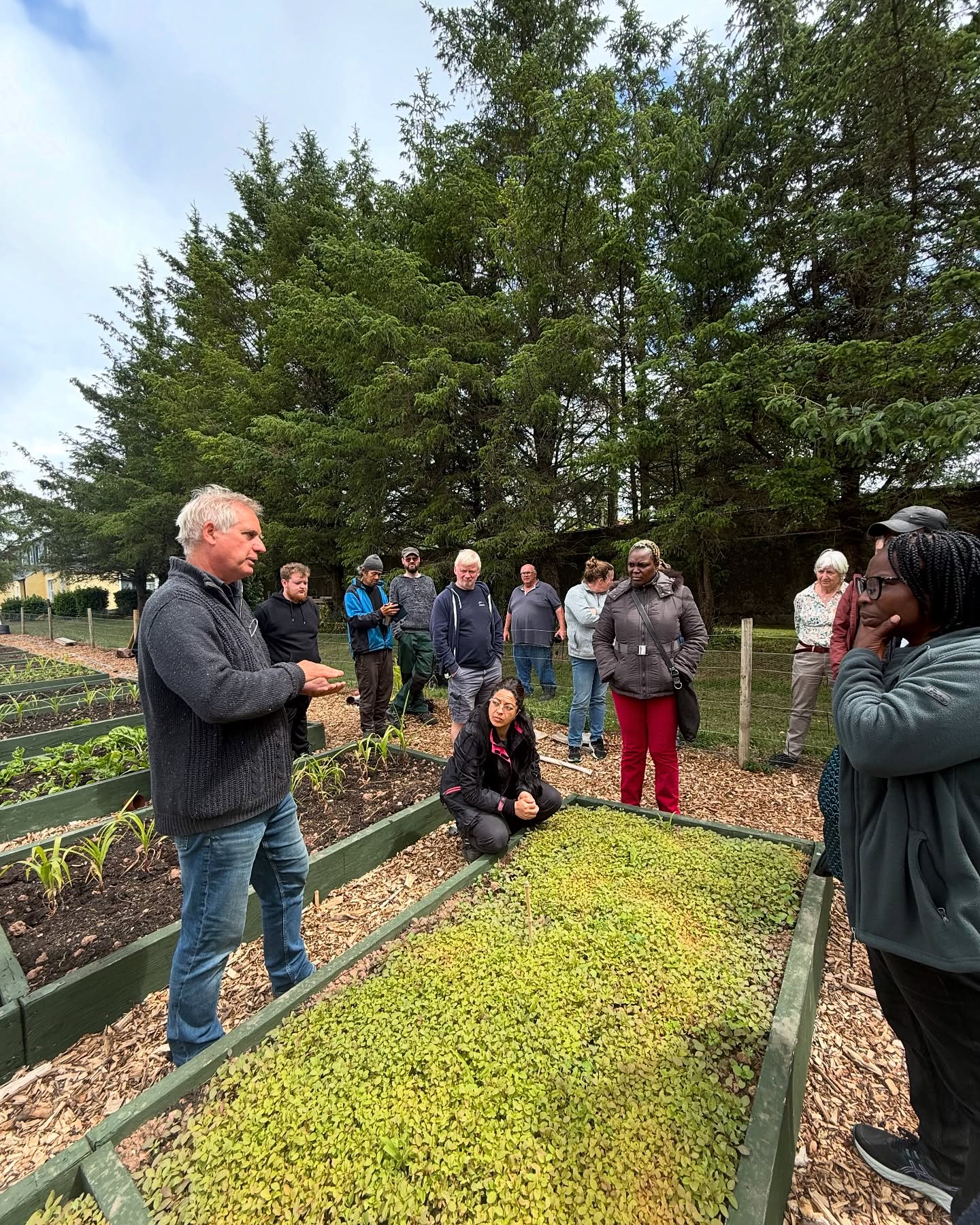 🌿✨ Today at the Garden! ✨🌿
We had a beautiful workshop today where we explored so many amazing things about the garden! 💚🌼
Our wonderful group of ladies — dedicated volunteers — joined us to learn all about plants, gardening tips, fun facts, and the incredible benefits of herbs like comfrey. 🪴🌺
From hands-on planting to discovering natural fertilizers and pollinator-friendly flowers, it was a day full of learning, laughter, and connection with nature. 🌍🌸
A huge thank you to everyone who came and to our passionate speaker who shared so much valuable knowledge. 💬📚
Swipe through to see some lovely moments from the day! 📸✨
#CommunityGarden #GardenWorkshop #VolunteersInAction #ComfreyPlant #OrganicGardening #NatureLearning #CorkCommunity #WomenInGardening