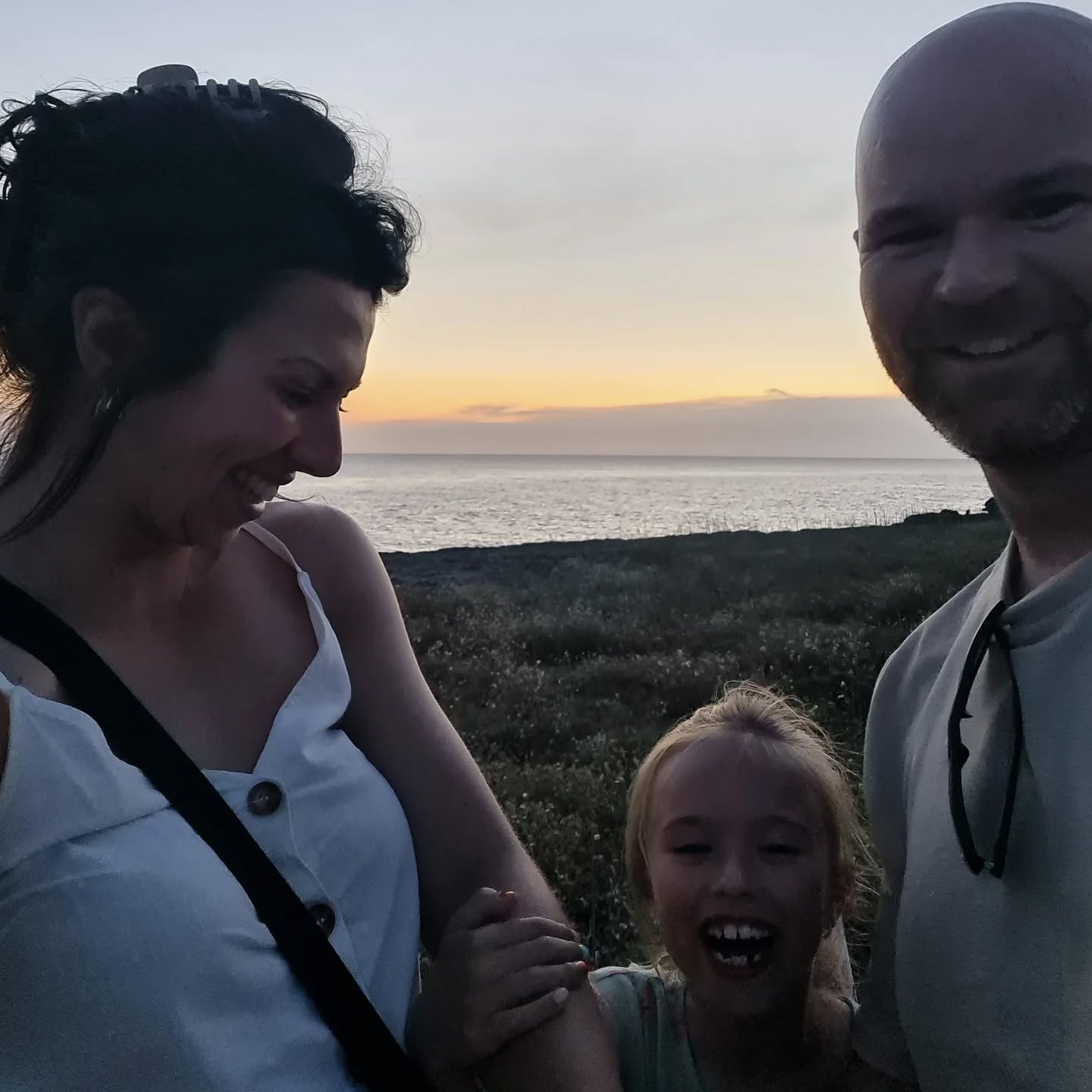 Hi everyone ☺️🖐
I know it’s been a while (okay… months!) since Gem and I last posted. Life has well and truly taken over!
I feel so lucky and grateful that I haven’t had to rely on social media to keep doing what I love. Thanks to word of mouth and your lovely recommendations, I’ve been able to stay busy, and that means the world to me.
Just wanted to say a big thank you, and to let you know I’m still here, still working hard, and still so thankful for all of your support. 💪