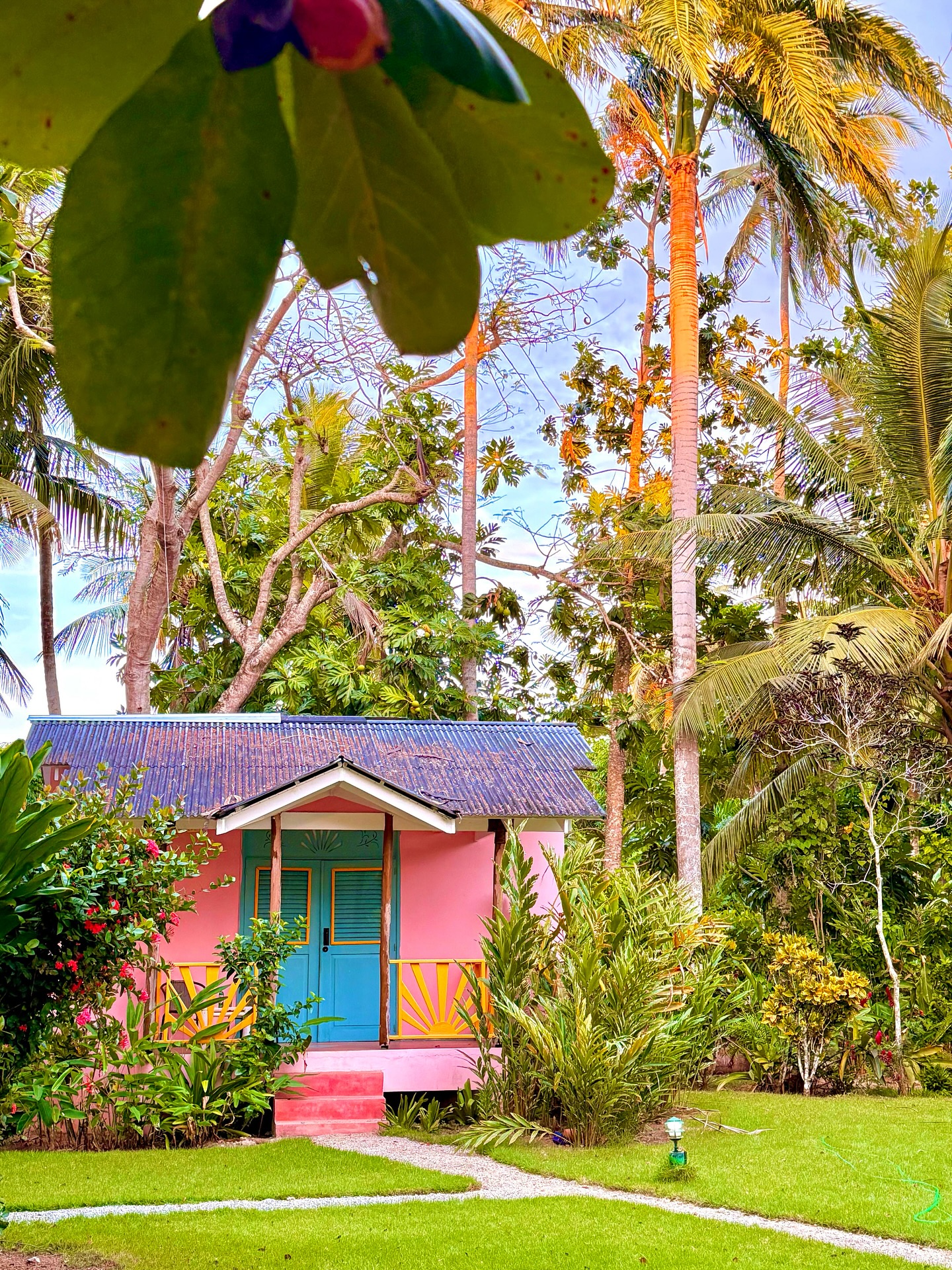 🌴✨ Las Terrenas… it has grown, changed, evolved — but in those quiet corners and hidden little streets, the authentic magic still lives on. 🏝️💫
There’s something about the old charm that never fades… 🌺🌞
Let’s protect it, cherish it, and keep it alive. 💛
#LasTerrenasVibes #CaribbeanCharm #HiddenGems #OldMeetsNew #IslandSoul #DominicanRepublic 🇩🇴 #TravelDeeper #AuthenticTravel #TropicalEscape