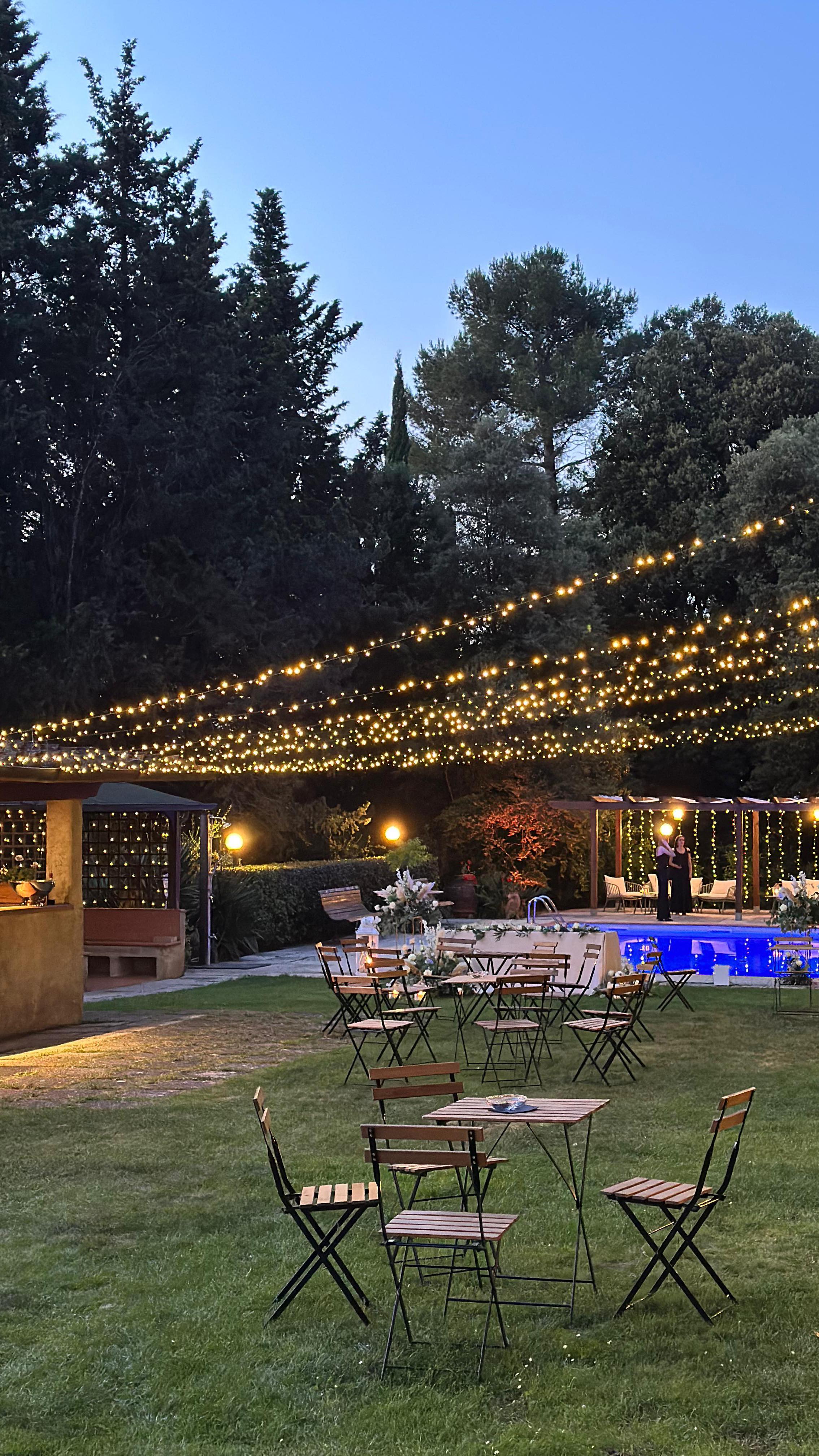 Villa Le Sorti by night ✨
.
.
.
#villalesorti #weddingvenue #wedding #location #locationeventi #redcarpet #weddingday #weddingdecor #weddingphotography #weddingstyle #weddingdesign #weddingphotographer #weddinglocation #locationmatrimonio #locationtop #weddingtime #giardinodegliagrumi #tuscanywedding #tuscany #italianwedding #weddingitaly #wedding2025 #weddingdestination