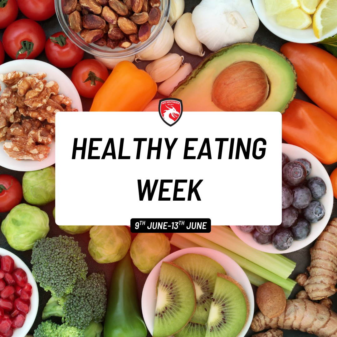 🍏 It’s Health Eating Week! 🥦
This week, let’s fuel our bodies with the best nutrition to stay strong, energised, and ready for the game! 💪⚽
Here are a few simple tips to get started:
- Hydrate 💧
- Choose whole foods 🥗
- Balance your plate with protein, carbs, and healthy fats 🍗🥑🍞
- Don’t forget your fruits and veggies! 🍓🥕
Small changes can make a BIG difference. Let’s eat healthy, train hard, and feel amazing! 🌟
#afcsouthgate #healthyeatingweek #northlondonfootball #footballtraining #kidsfootball