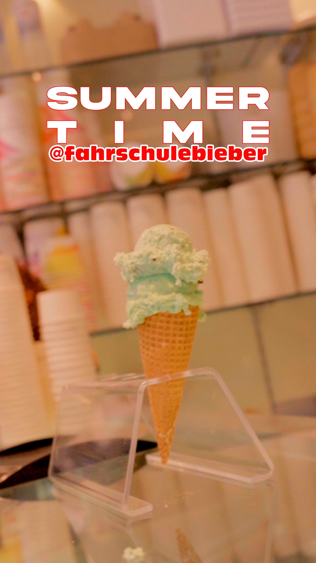 ☀️ Summer Time bei #lieberzubieber 🚗💨
Theorieunterricht? Klar. Aber bei uns mit Sonne, Eis und richtig guter Stimmung! 🍦😎
Von Aschaffenburg direkt zur Eisdiele – so macht Fahrschule im Sommer Spaß!
Wer sagt, Lernen muss trocken sein? Nicht bei uns! 🧡
#führerschein2025 #fahrschulebieber #lernmitprofis #premiumführerschein #bieberfahrschule #ferienkurs #fahrschuleaschaffenburg #fahrschule #lieberzubieber #aschaffenburg #goldbach #waldaschaff #führerschein #motorrad #roller #auto #anhänger #autoführerschein #motorradführerschein #rollerführerschein #anhängerführerschein #premiumfahrschule #hösbach #theoriein7tagen #intensivkurs #b197 #b96 #icecream #ilovemyjob❤️ #summertime☀️