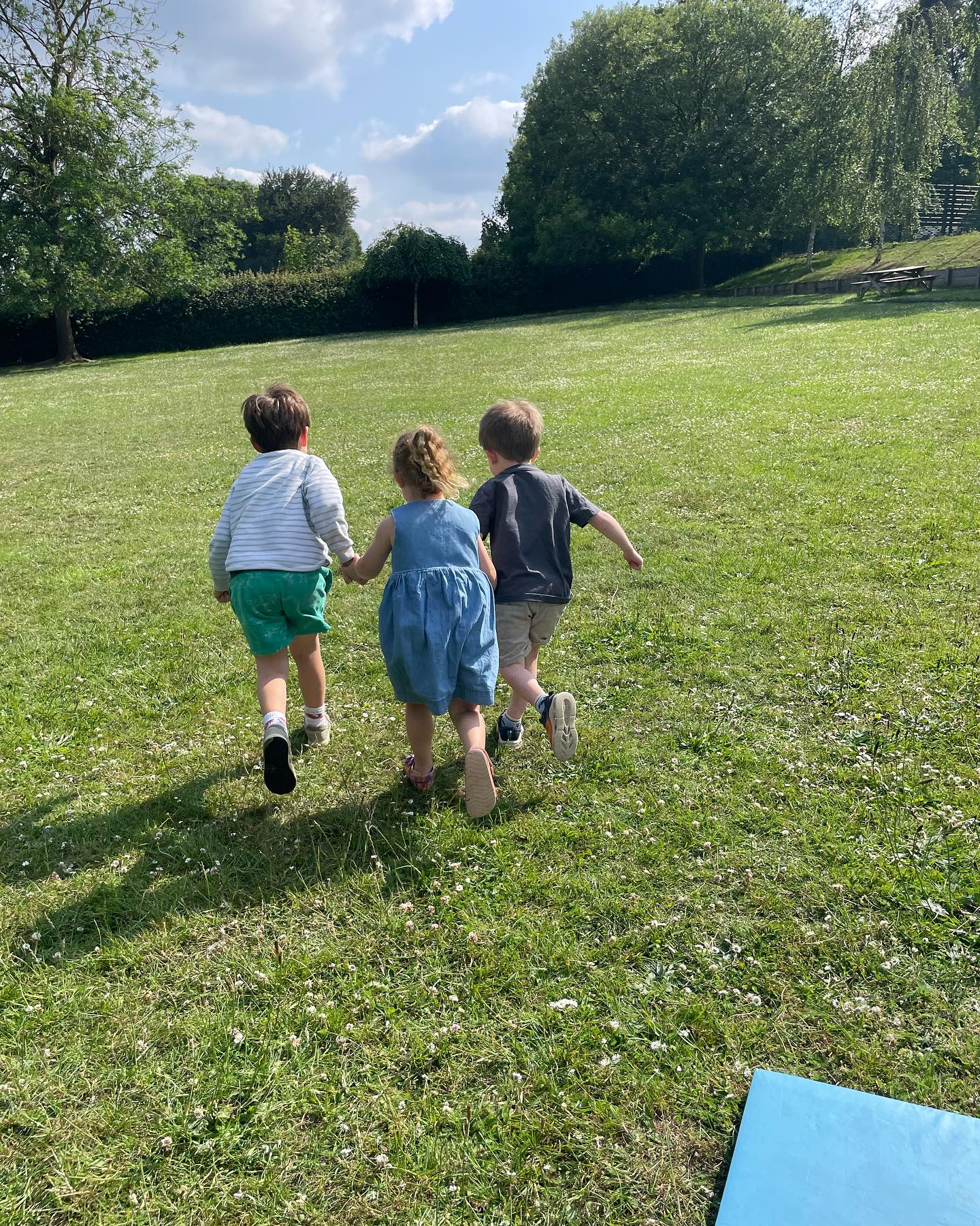 After School Club enjoying the lovely afternoon. Some of the children made some bookmarks 🔖 super creative 😁