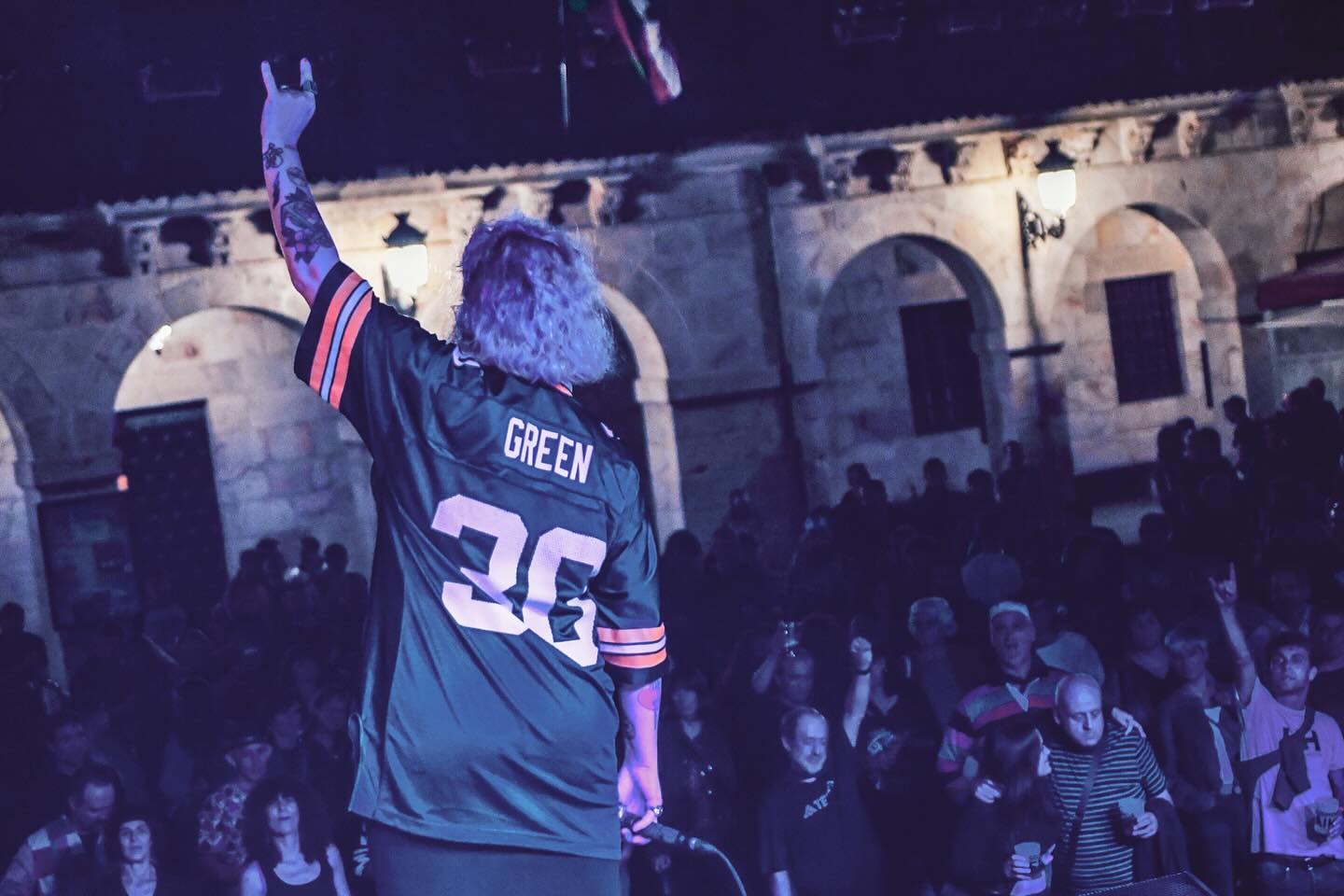 MILA ESKER BERGARA!!
Atzo jaiei hasiera ederra eman genien zuekin batera. Eskerrik asko guztioi!
Ayer le dimos un buen comienzo a las fiestas. Gracias a tod@s!
📸 @eideriturriaga