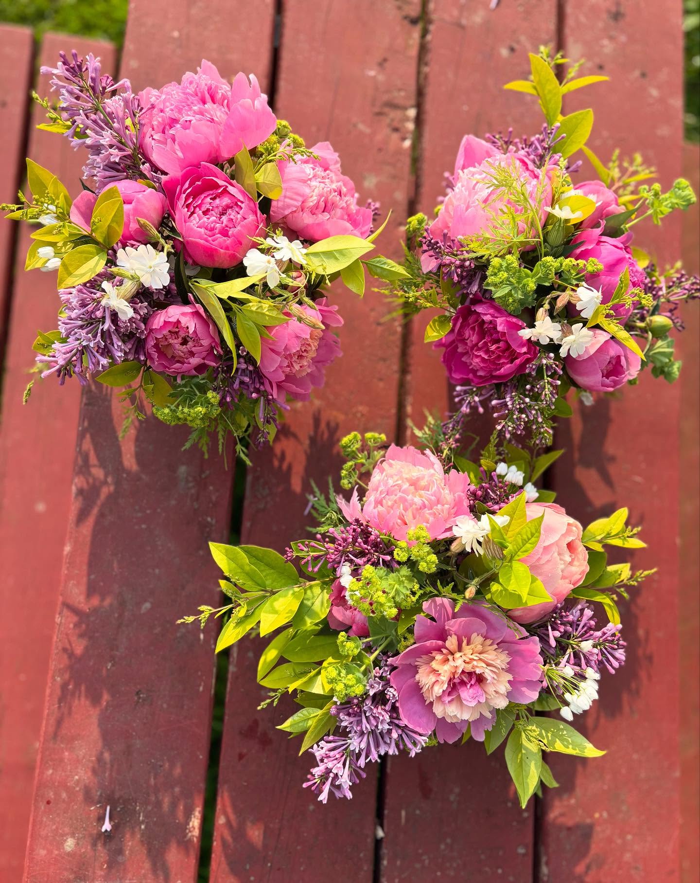 Mini floral arrangements from last week💐