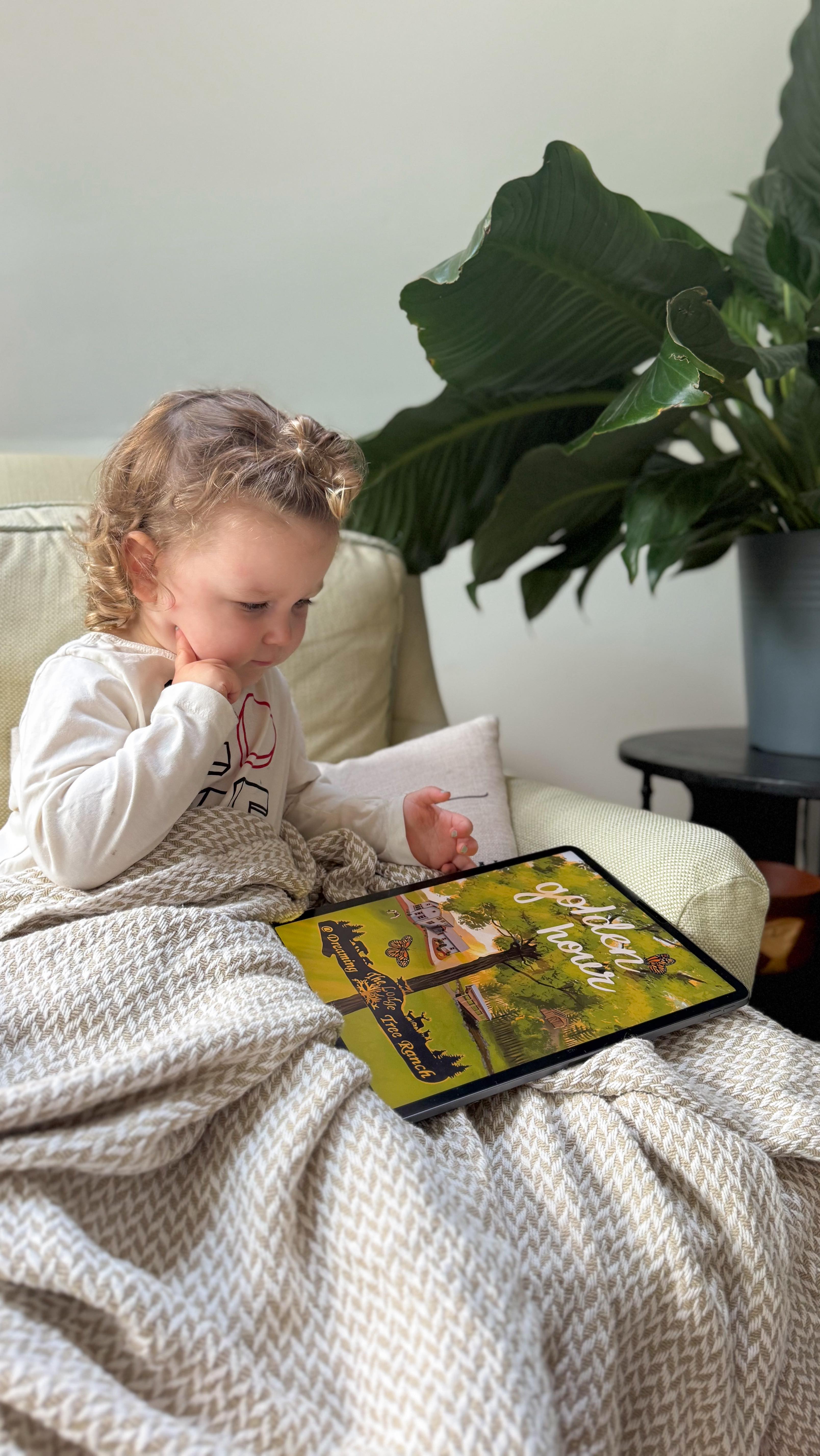 A little behind the scenes action from the HSKC Golden Hour design, narrated by Simone! From Cristina’s brain dump to my iPad, this design was so special to be part of.
100% profits are going to The Lodge @ Dreaming Tree Ranch, and there’s still a few days left to grab a shirt! Link in bio. 🤍✨