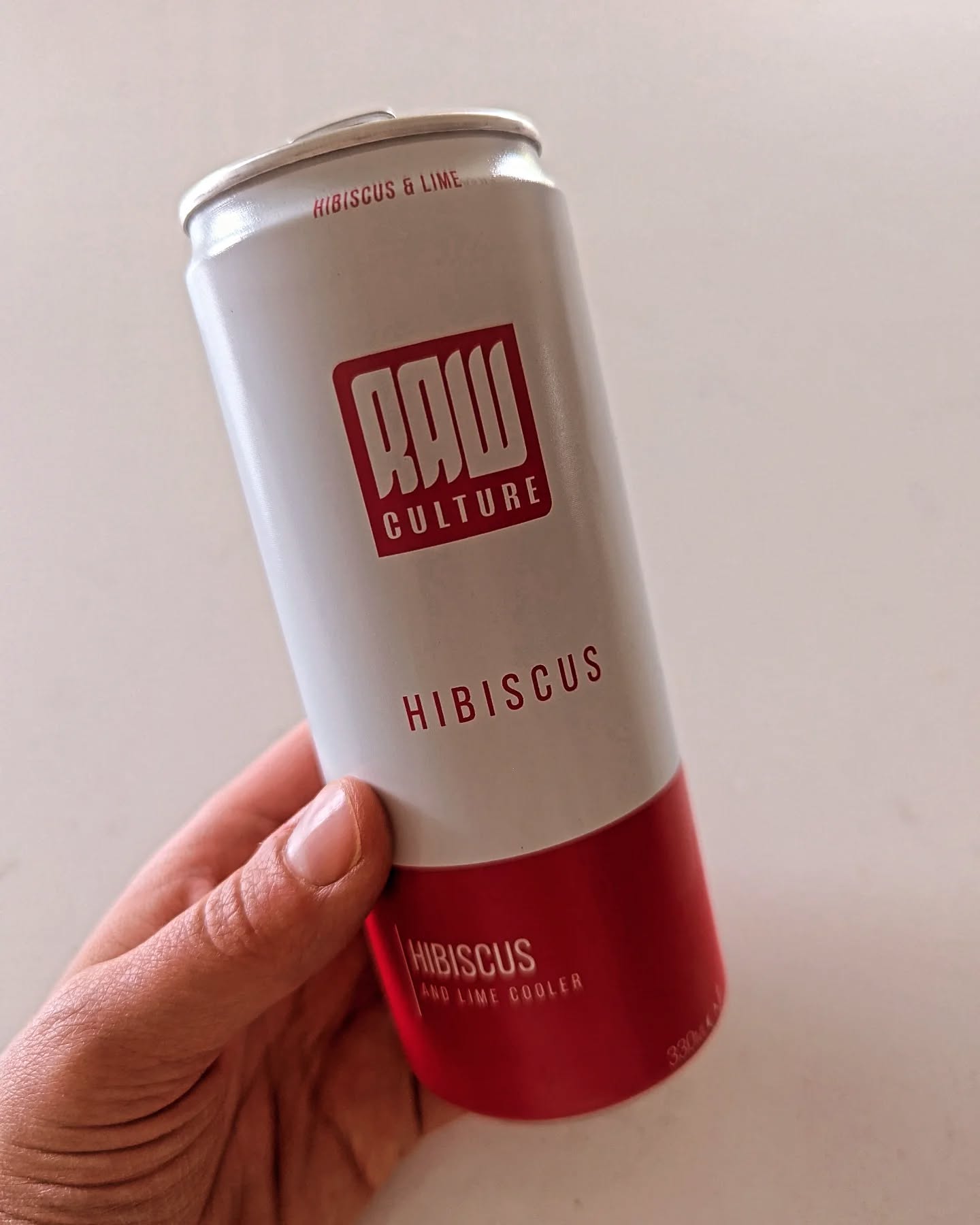 Look no further than this little fragrant beauty for an afternoon refresher! We all love a little kombucha, and this new flavour is delicious.
@drink.raw.culture
#shoplocal
