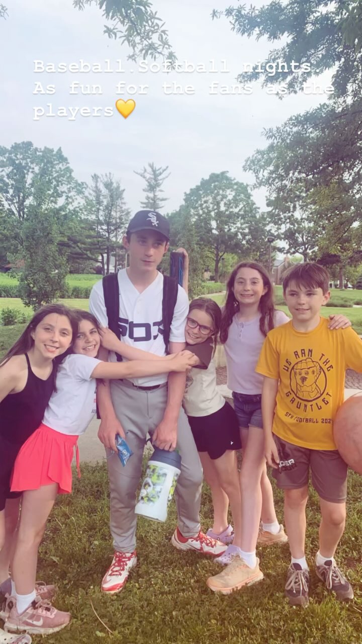 Our baseball and softball nights💛 We remember ‘these are the good old days’ while we’re in it by practicing ‘be here now.’ Moment by my moment. Choice by choice. Riding the natural ups and downs of life wholeheartedly is our greatest work. The best work💛
#bereal #bepositive #beyou #mindfulspiritualwhole #wholehearted #grateful #goodolddays