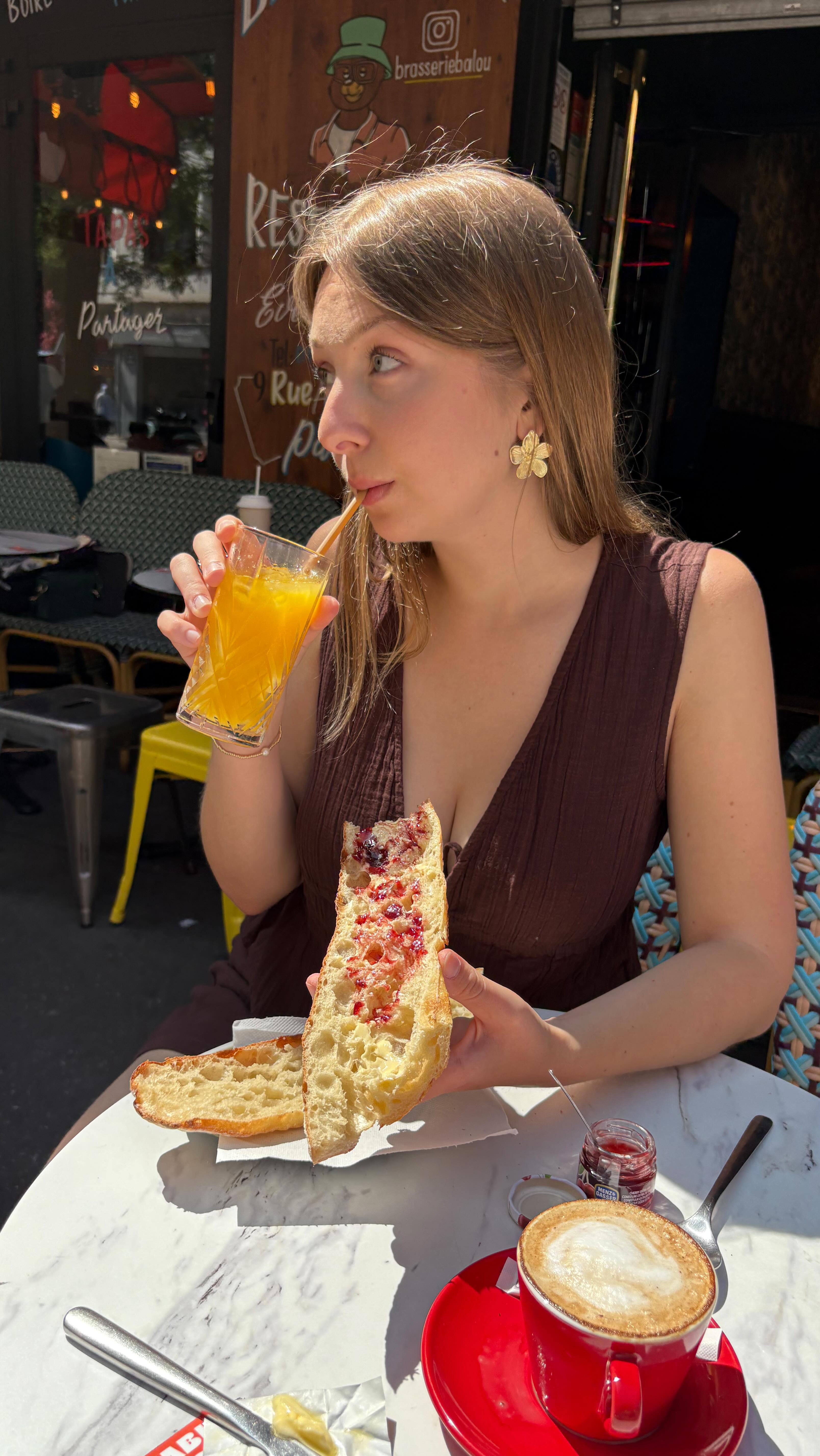 Tu sais pas où prendre ton p’tit dej ?
Viens tester la formule p’tit Balou à 6,50€ 🥐
🐻BALOU 10
40 rue Louis Blanc, 75010
🧸BALOU 3
9 rue aux Ours, 75003
#oursbalou #foodstagram #mercipourladresse #petitdéjeuner #parisvibes