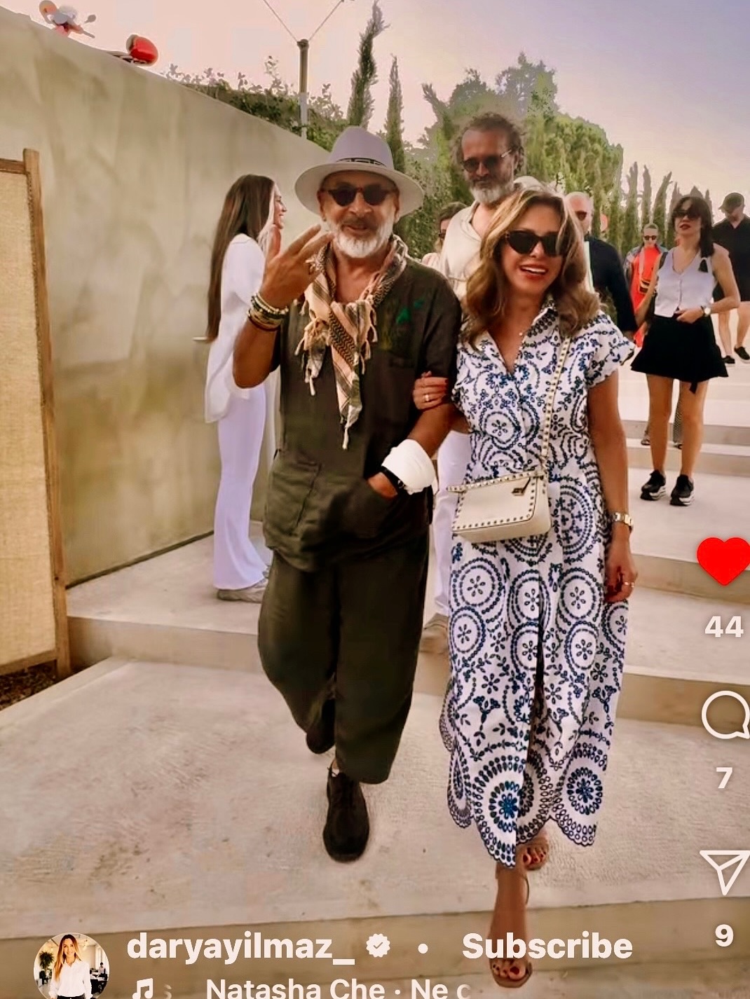 Opening of Bodrum’s first members’ club, @circle.bodrum & Arsipel Circle with my dearest @iboatalay @daryayilmaz_ & @petrykanna ☀️🌊🥂🌴
.
.
.
.
.
#circlebodrum #arşipel #bodrumvibes #summervibes #lovesummertime #lavidamesonrie #lifesmilesatme❤️❤️❤️ #summer2025 #aylinlivaneli