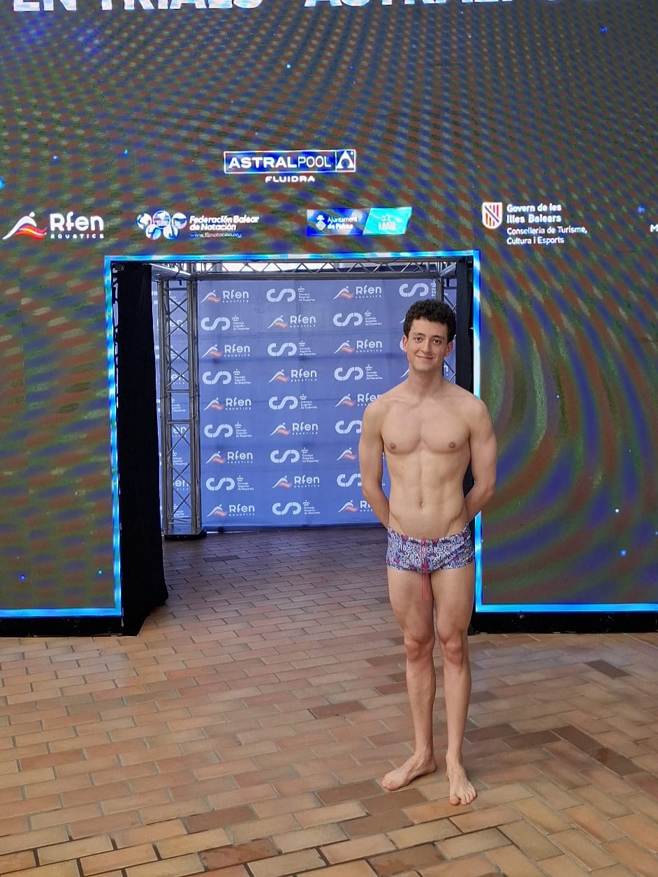 ▪️CTO ESPAÑA ABSOLUTO “OPEN TRIALS”▪️
➡️ Finaliza el Cto de España disputado en Palma de Mallorca para nuestro nadador absoluto-joven Pablo Pon con magníficos resultados consiguiendo hacerse en sus dos pruebas (50-100 braza) mejores marcas personales 🔥
50m braza 🚹
8º absoluto-joven
100m braza 🚹
7º absoluto-joven
➡️ Enhorabuena a Pablo y a su entrenador “Ule” por este gran campeonato 💪🏼
➡️ Gracias como siempre a: @altafitrivassantaana @optica_atenea_optometria @centromaui @diariorivas @aytorivas @rivasactual