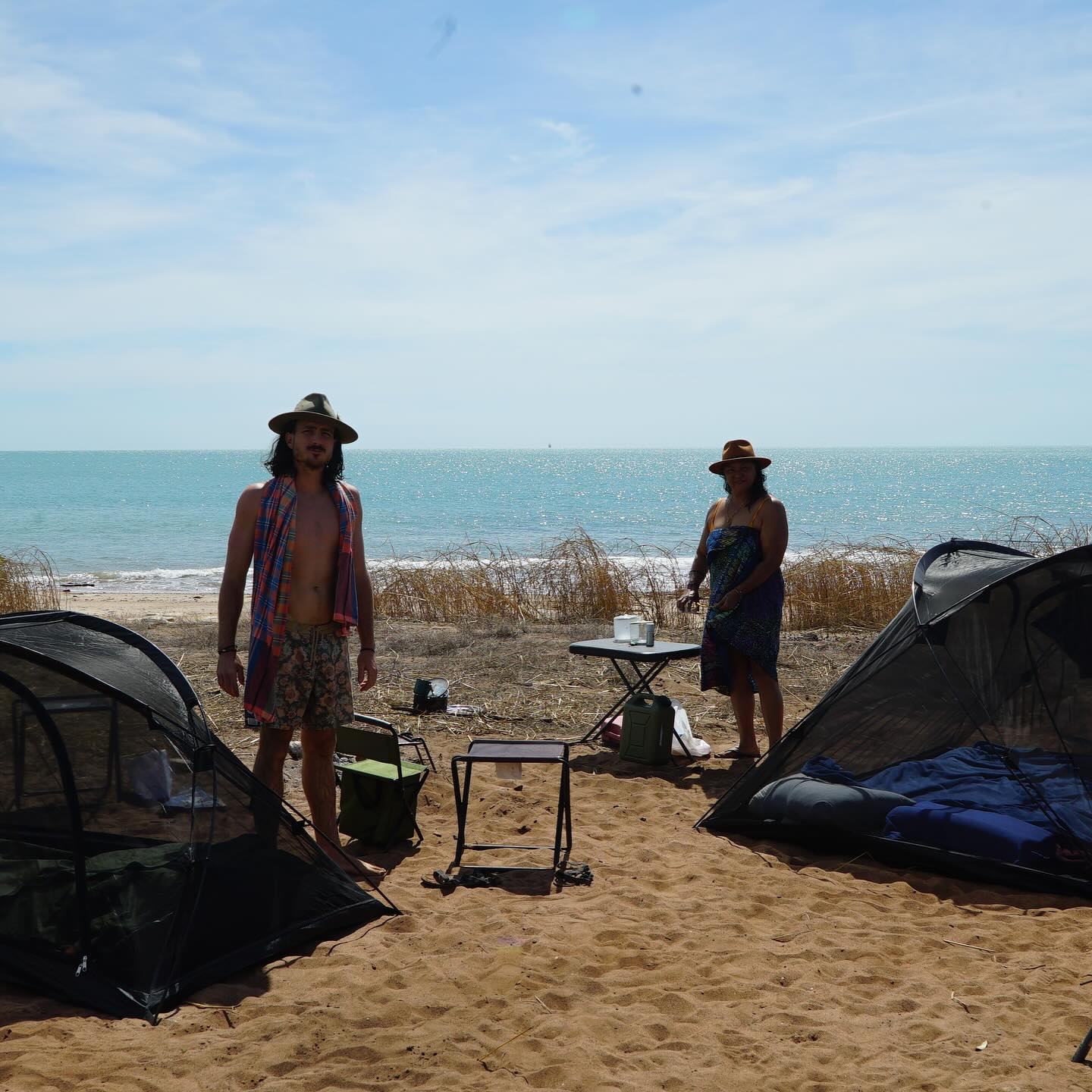 Moments on Larrakia country
sacred sites, blessed springs, family, non human kinfolk, sea eagles, red tail black cockatoos, whistling kites, anger & fire medicine, stories & yarnin, fishing, countrymen & women, lots of cuppas, blue cypress pine, gratitude 🙏