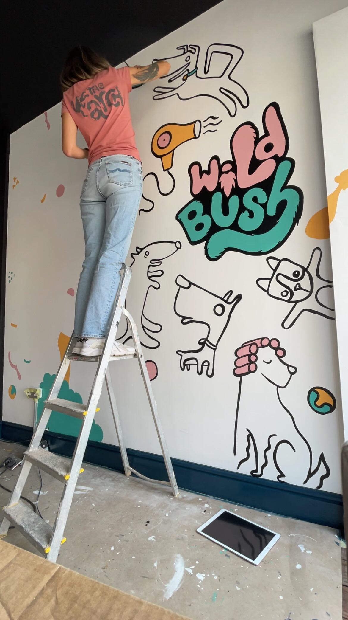 This is the 6 mural I have painted for Wild Bush (this one is in Putney London @wildbushputney )
It’s definitely more tiring than sitting an my desk all day but it’s so much fun to draw these little doggies and it certainly draws in curious dog lovers!
#Mural #muralart #muralartist #muralartistlondon #petshop #doggroomingsalon #doglovers #petdrawing #dogdrawing #dogmural #wallart #wallartist