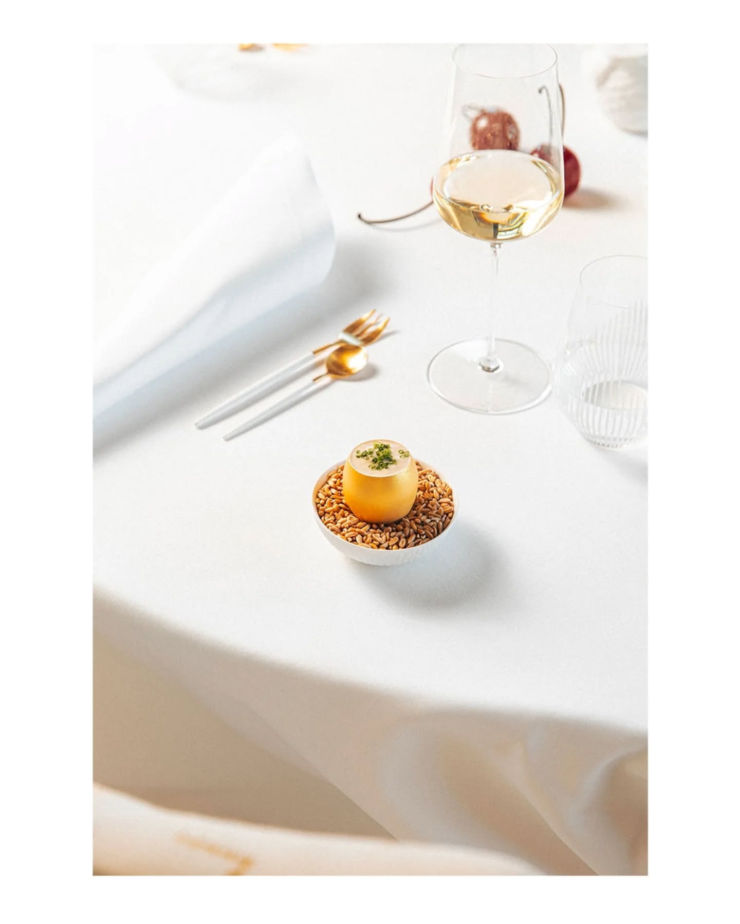 LA MERISE ⭐️⭐️
Au pays des cigognes.
@lamerise.restaurant
@cedricdeckert
@deckertchristelle
@wokitokiparis
@sophie_ribault