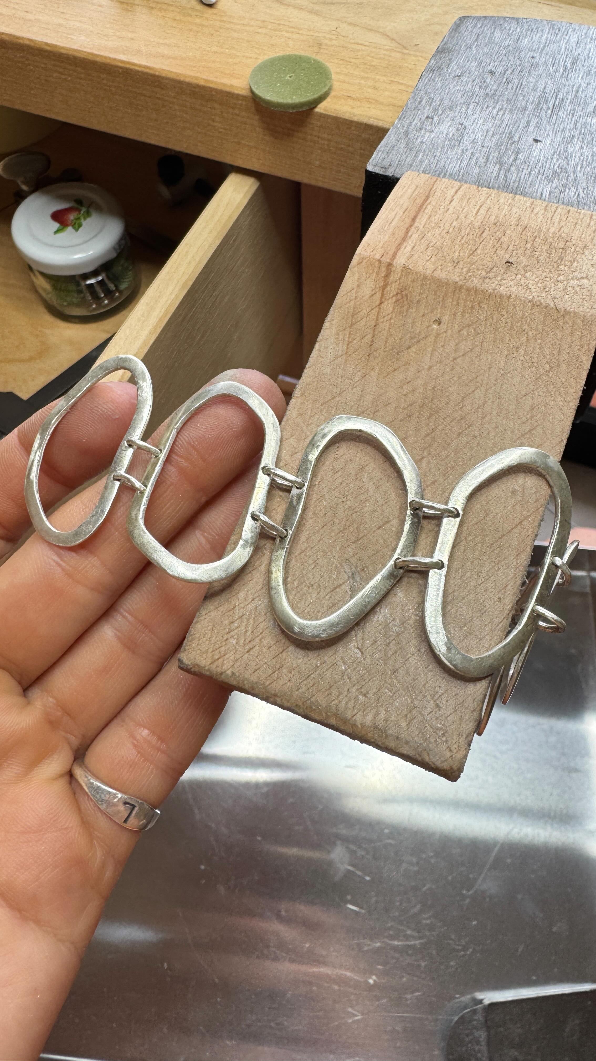 Art has to be for the artist first, otherwise it’s just a product.
#jewlerydesign #silversmith #jeweller