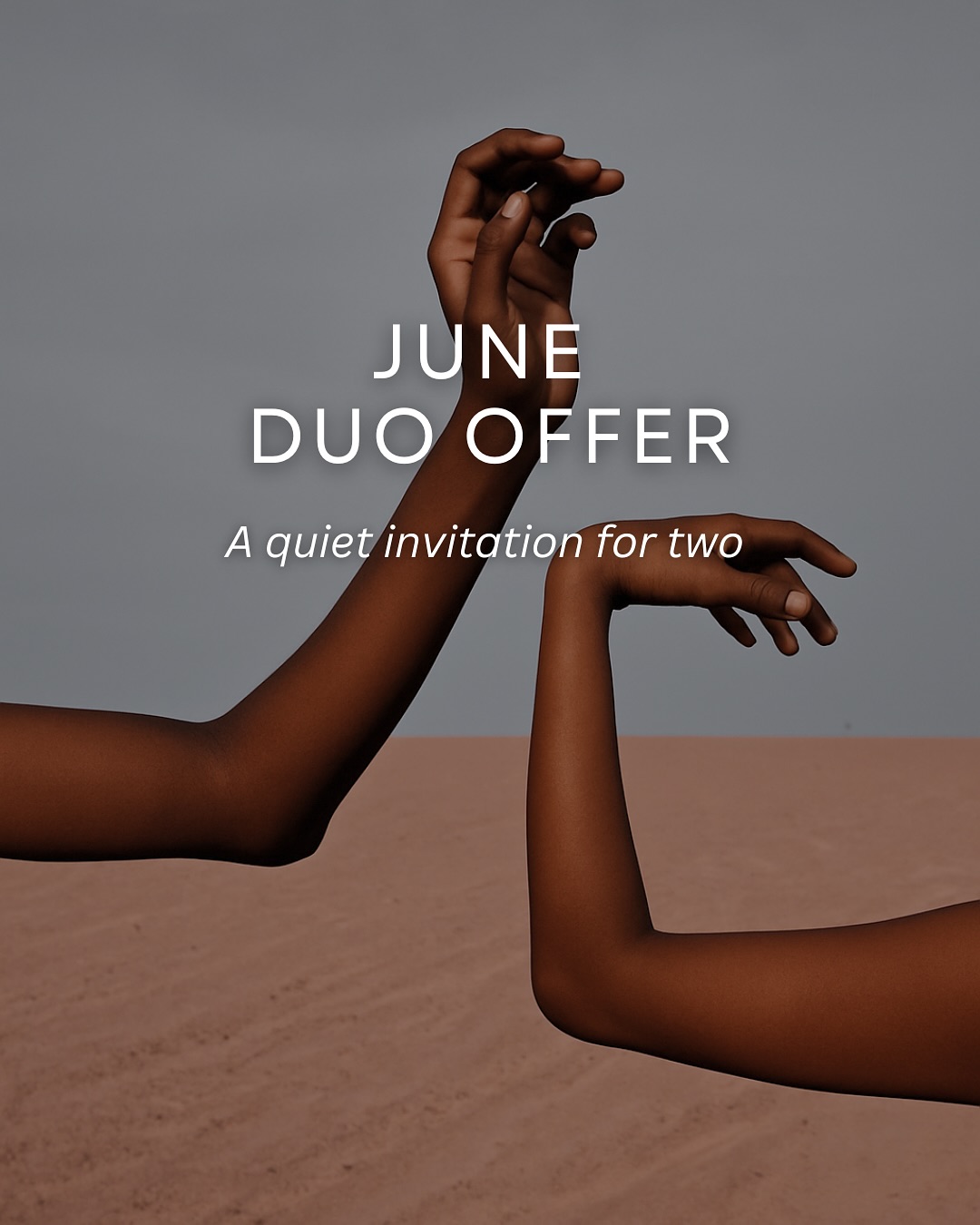 ik ben lang stil geweest, maar niet stil gezeten ..
Er zijn nieuwe inzichten gegroeid die nu om ruimte vragen ..
Daarom start ik deze maand met een herintroductie én een liefdevolle uitnodiging ..
In de maand juni bied ik duo ceremonies aan voor
€300 p.p. in plaats van €400 p.p.
Je hoeft niet met een partner te komen – ook een vriend(in), ouder, of zielsverwant is welkom.
Wil je dit met iemand doen of heb je vragen?
Stuur me even een bericht.
More coming soon ..
Voor nu, wees welkom als je je geroepen voelt.
Love
Saralouna