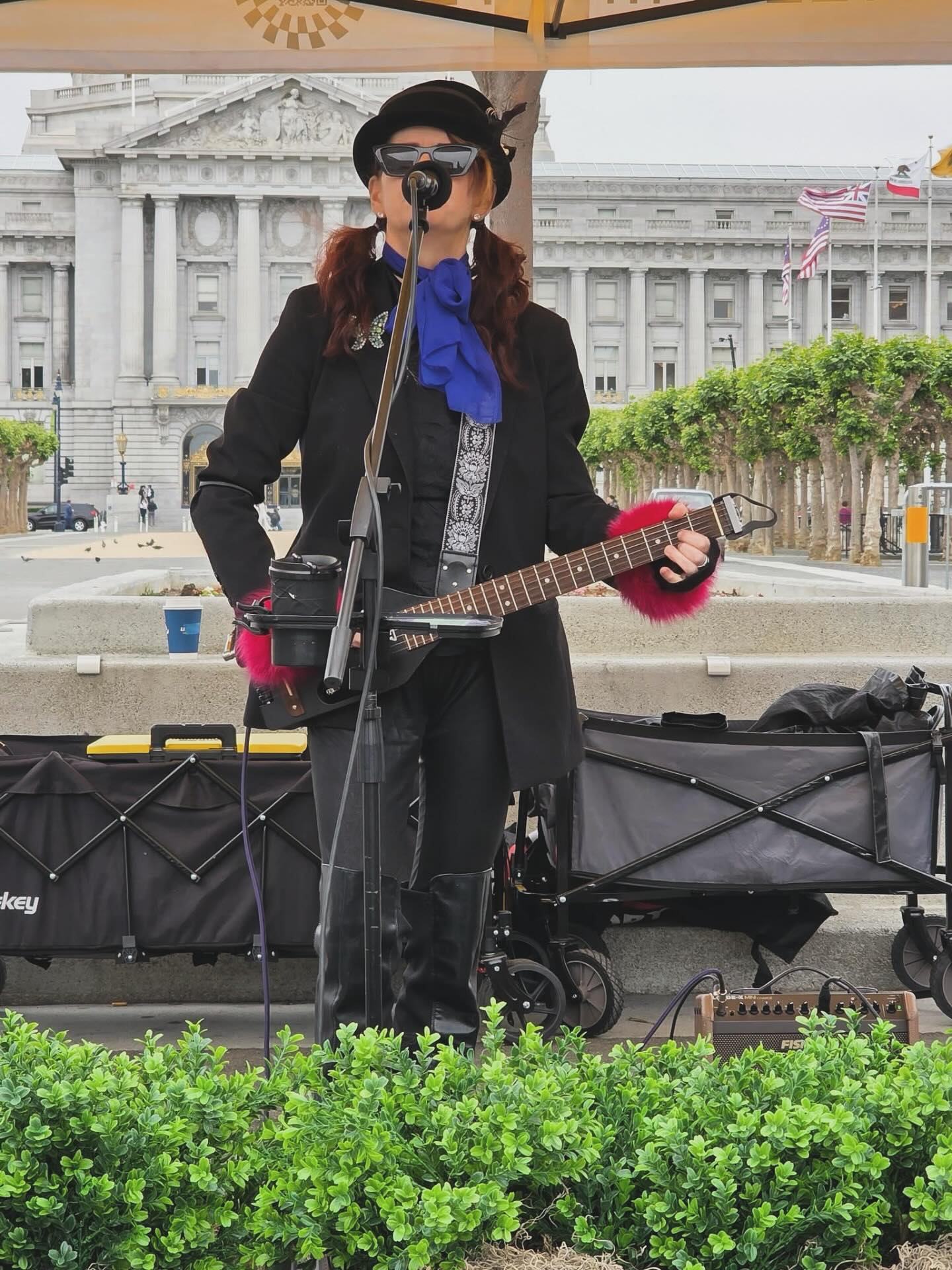 Massive thanks to @illumin8live and @kevinnorthband for bringing @xtinammusic to the #civiccentersoundtrackseries ~ next up #goldengate #bandshell on July 23! Photo by @jeff_seiwald 😎👌