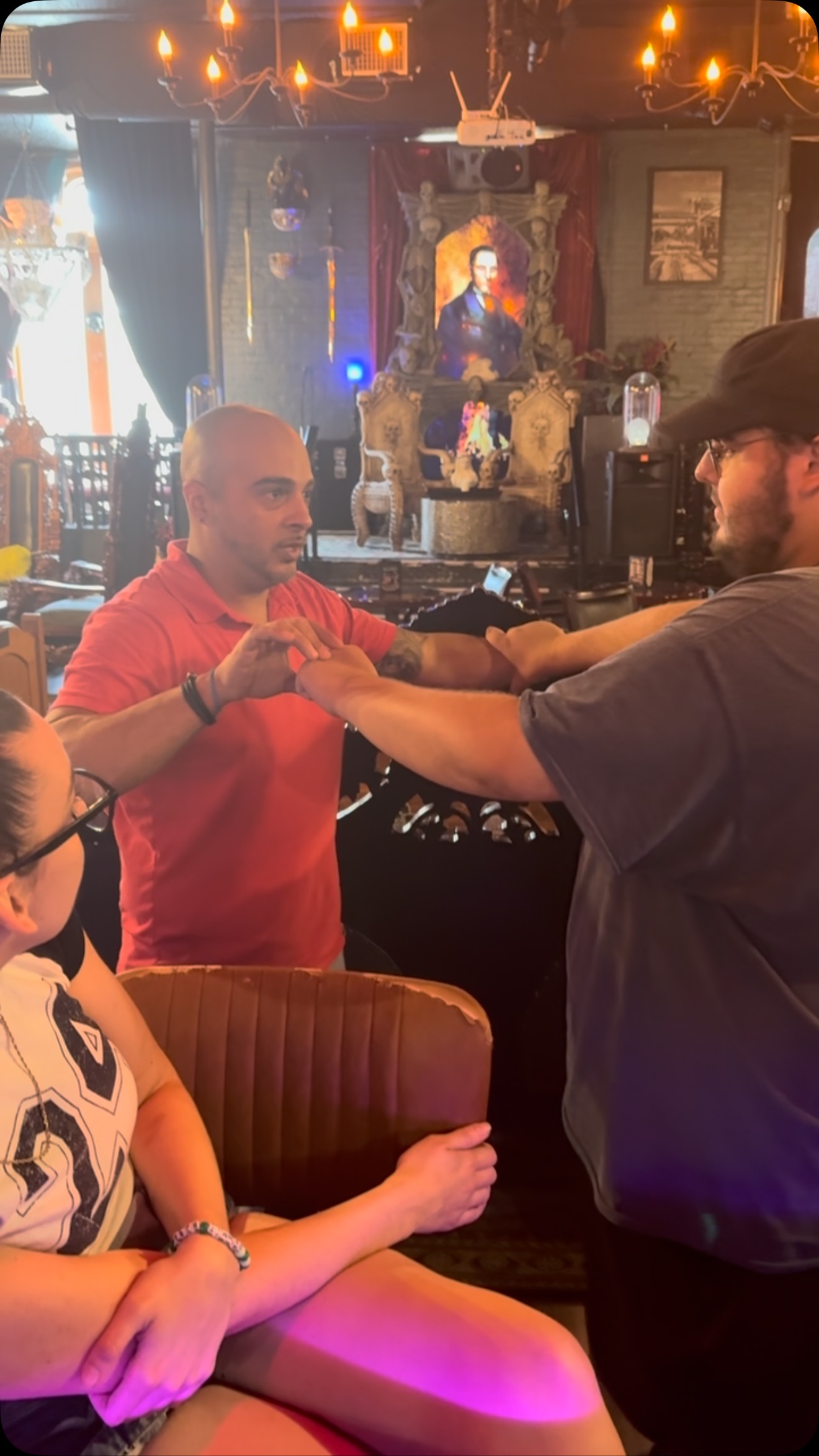 Created a memory he won’t forget. :-) RIP to his cousin Angel. @thespookeasy #magic @hauntedhallucinations #magicians #tampabay #ybor