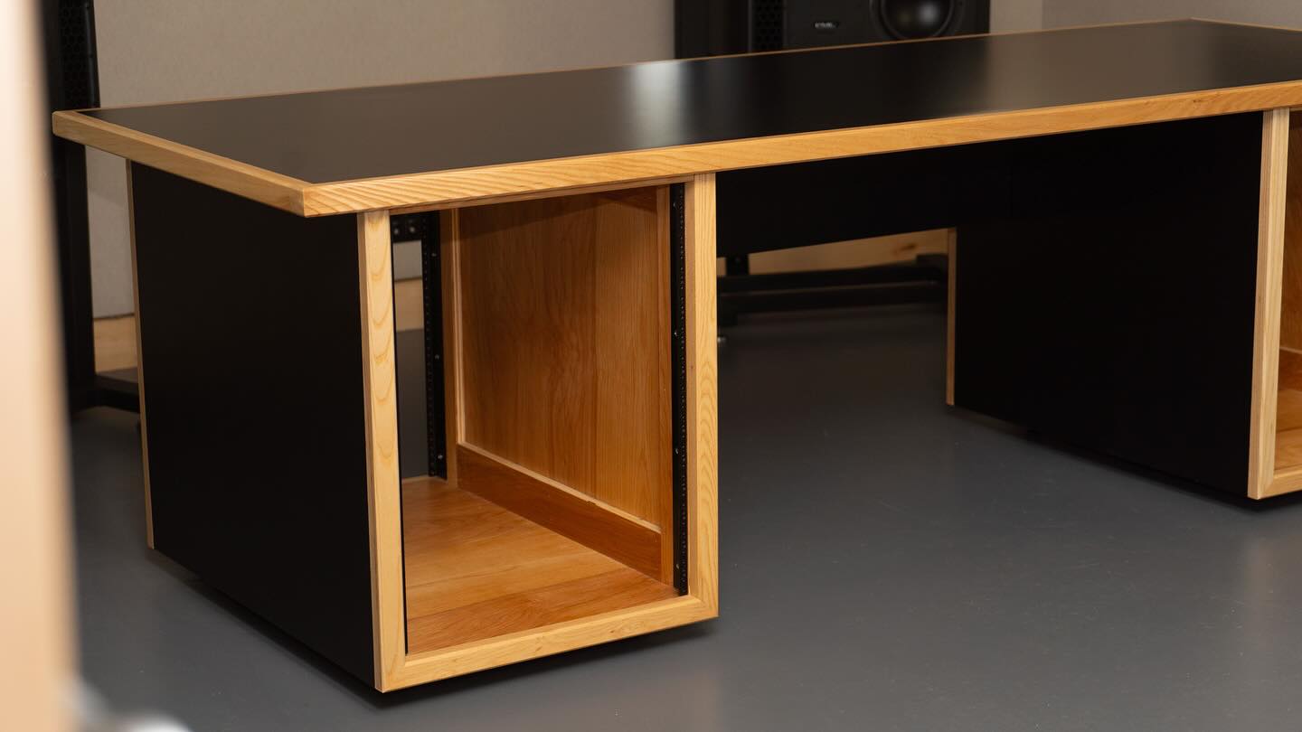 WE BUILT A STUDIO DESK FOR STEVE MILLER!! 🤯
Sorry for yelling…but this still feels pretty surreal. About a month ago, we were asked to build a desk for a music studio. It was an our first time working with laminate and a quick turnaround, but, as always, we viewed this challenge as an opportunity.
We soon realized that the desk we were building would be going in Steve Miller’s personal home studio.
This desk has got two rack units on casters, black laminate and hardwood trim. The contrast between the laminate and the natural-stained trim is as striking as the studio itself.
We’re really proud of this one and feel super grateful to do what we do!!
#pathdesign #pathdesignco #followyourpath #furntiure #customfurniture #furnituredesign #bespokefurniture #hardwoodfurniture #studiodesk #woodworking