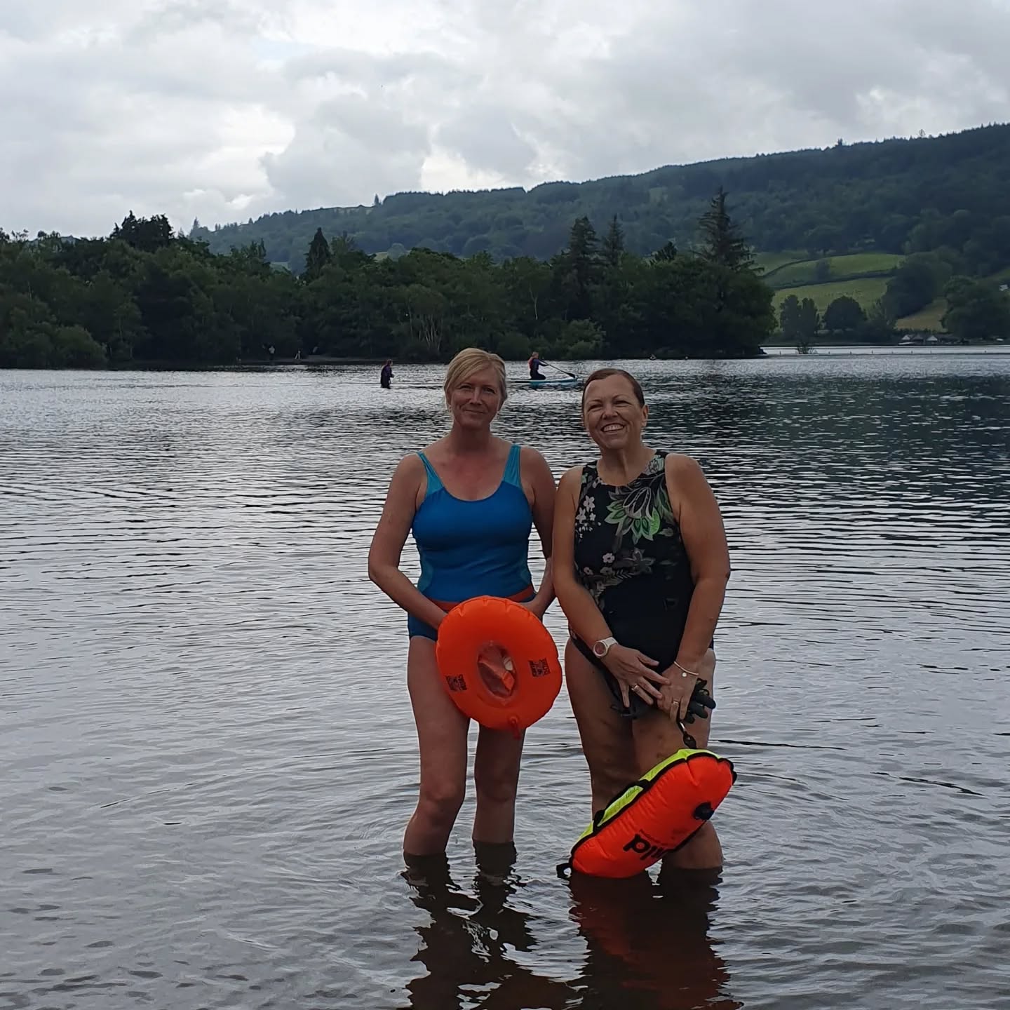 Today, we have the pleasure of being at Coniston Water. We have had a lovely swim and Together We Swim are enjoying being on tour 💙