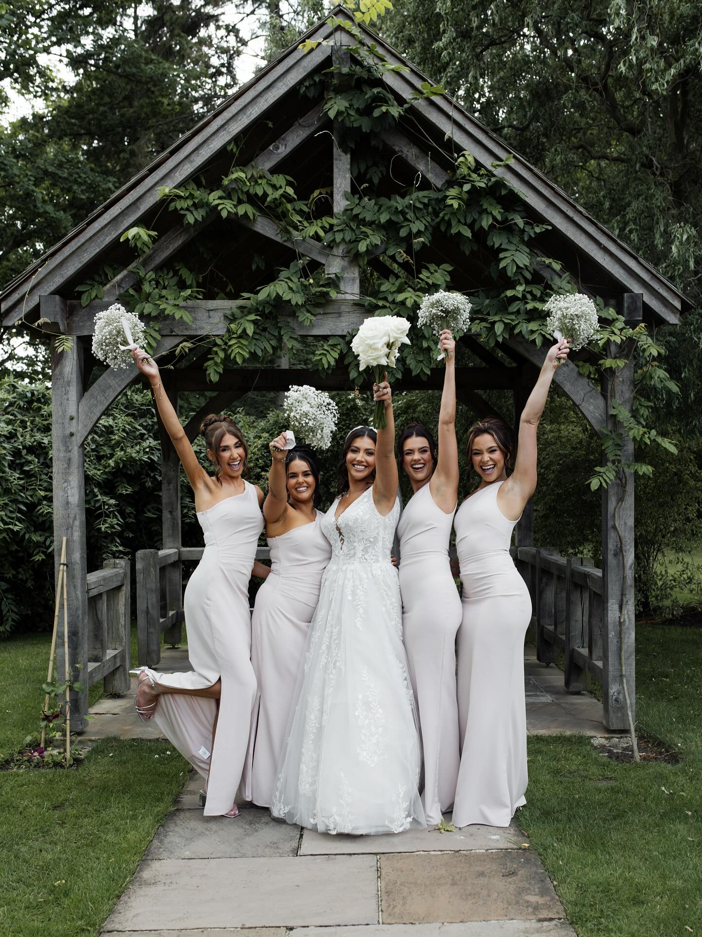 Having your girls by your side on your special day ✨
Inquire now to check availability for 2026/27 💌 Limited availability
Venue: @sandburnhallweddings @sandburnhall
Stylist & Florist: @shindig.event.styling
MUA: @danbeaumontmakeup
Hair: @charlotteboydbridal
Cake: @ginillacakedesign
Dress: @avarosehamilton
Quartet: @eborquartet
Band: @southwestbanduk
Singer: @paigelouiseevents
Ice Cream: @icecreamtrike
Videographer: @sophielaurenproductions
-
www.oliviaamyphotography.com
-
-
#yorkphotographer #yorkphotography #ukphotographer #wedding #weddingphotographer #weddingphotography #blacktie #ukweddingphotographer #yorkweddingphotographer #yorkshireweddingvenue #yorkshireweddingphotographer #ukweddingphotography #luxuryweddingphotographer