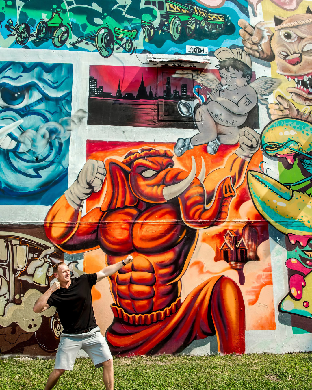 When our guests bring their own magic! ✨ This is what happens when creativity meets Bangkok's incredible street art on our #PhotoWalks. So much fun capturing this dynamic pose!
We love seeing your unique energy and ideas. Ready to create your own unforgettable shots? Bring it on! 💪
#walktalkphoto #Bangkok #Thailand #HiddenGems #PhotographyTour #AuthenticBangkok #UrbanExploration #StreetPhotography #DiscoverThailand #TravelPhotography #GuestCreativity #StreetArt #GraffitiArt #BangkokArt #PoseIdeas #CreativeTravel #UnleashYourCreativity #TravelInspiration #UrbanCanvas #MakeMemories