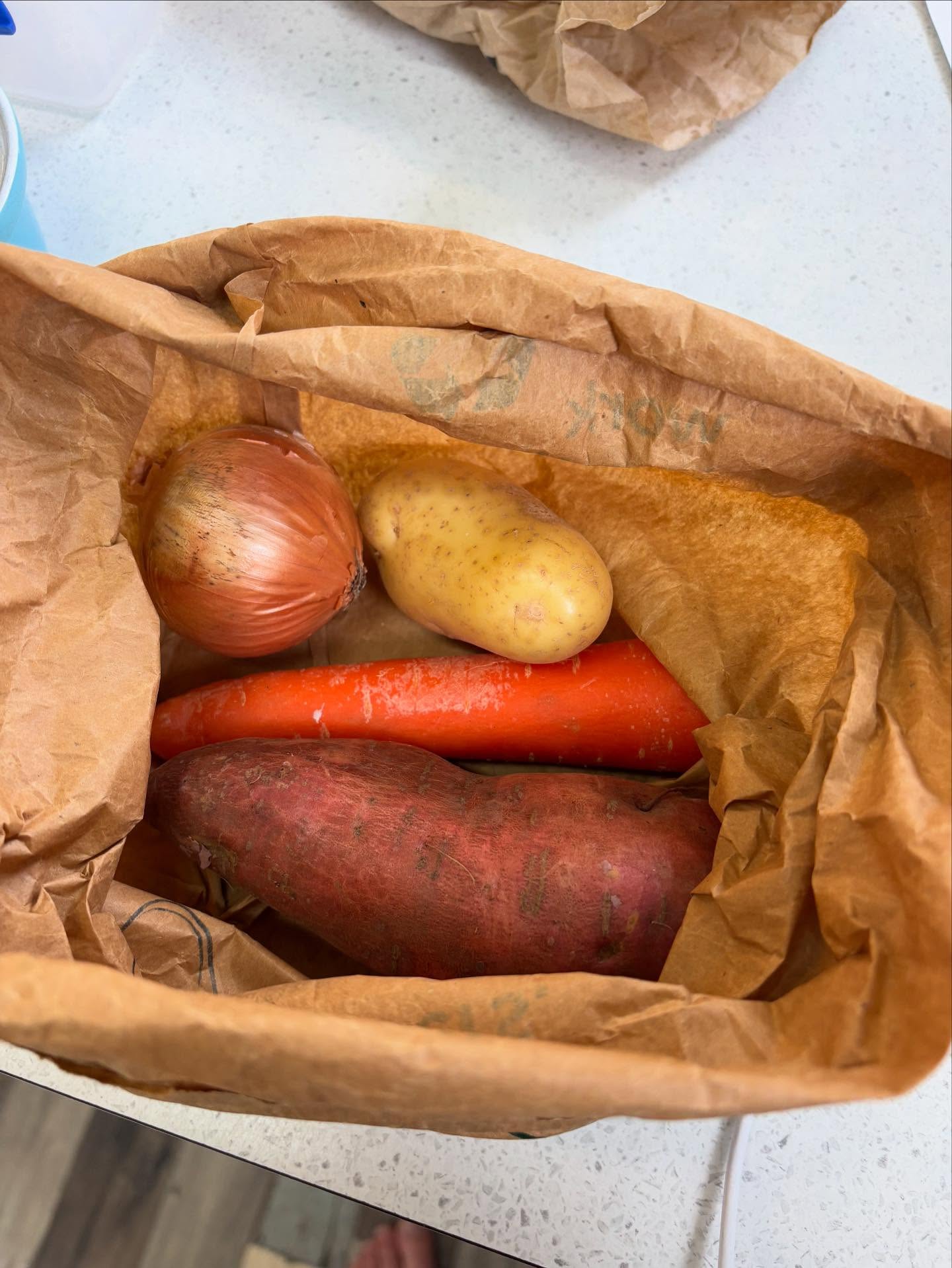 Kia ora koutou, Just a friendly reminder that our Busy C’s Matariki Celebration is happening this Monday! Please remember to bring along some vegetables for our shared soup—you can drop them off today or on Monday morning. This is also a shared kai! Tamariki are encouraged to come along in their pyjamas, ready for a cozy and fun evening. This is always such a special and memorable night for everyone, and we can’t wait to celebrate with you all! Ngā mihi nui, the Busy C’s team