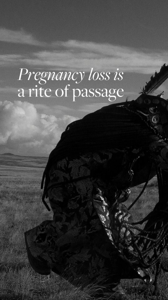In the middle of my miscarriage, I found something unexpected.
Not just loss. Not just grief.
But strength. A deep, ancient wisdom in my body that has never left me since.
I made a birth plan for my miscarriage.
Not because I thought it would go the way I imagined.
But because I knew: this moment deserved my full presence.
And when the moment came…
I was on the bathroom floor in the middle of the night. Alone.
No music. No candles. Just my body taking over.
Raw. Primal. Sacred.
This is why I believe in going through it consciously.
Not spiritually bypassing—but dropping deep into your body.
Into your grief. Into your power.
✨ Do you have questions about this?
Or are you wondering how to move through your own loss with more support and intention?
Ask me in the comments or send me a DM. I’m here for this conversation.
#MiscarriageSupport #WombWisdom #ConsciousLoss #PregnancyLossHealing #EmbodiedGrief #WildFeminine #MiscarriageJourney #WomenInGrief #WombPower