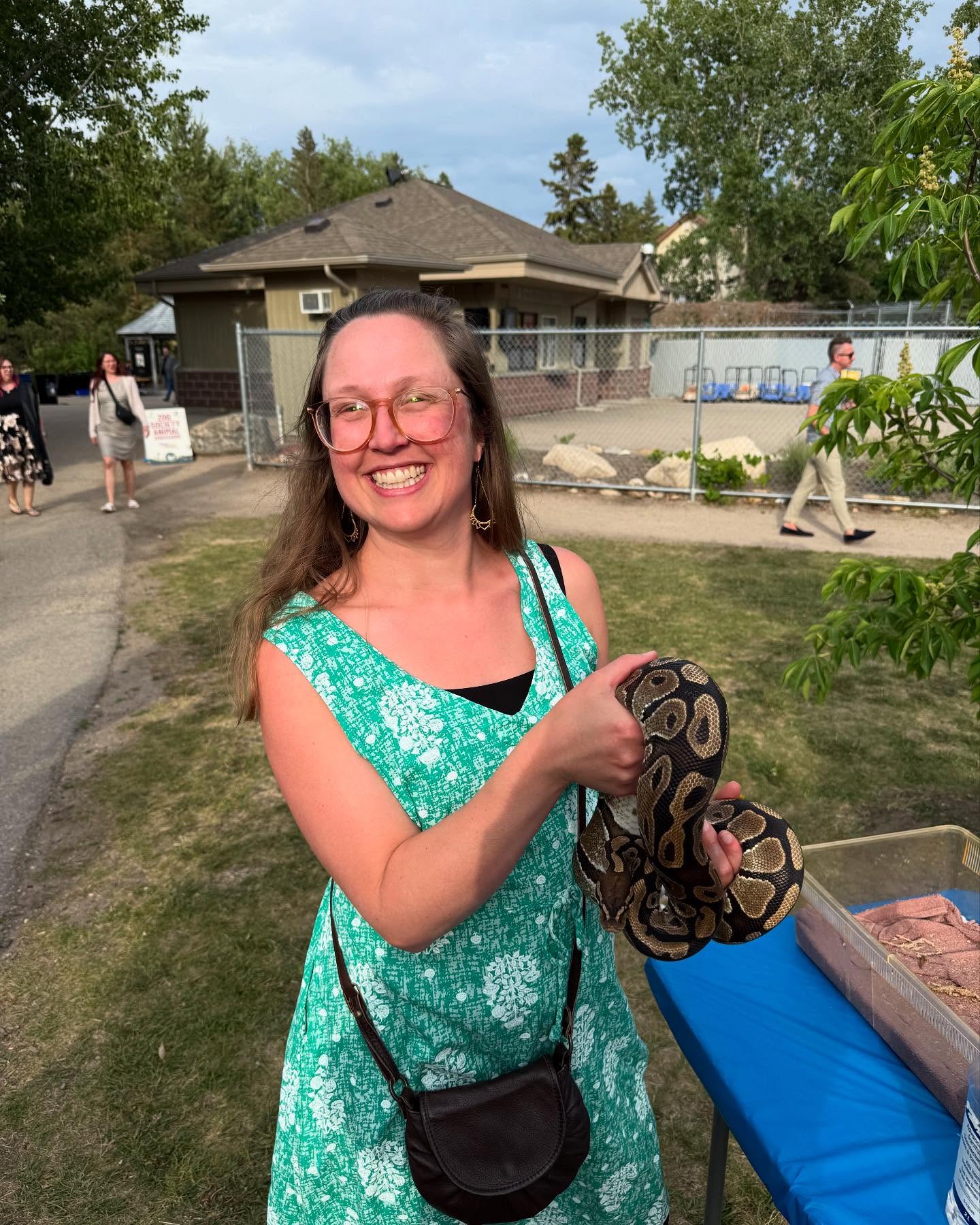 Holding this chill snake was special. Oh the feel of their skin!