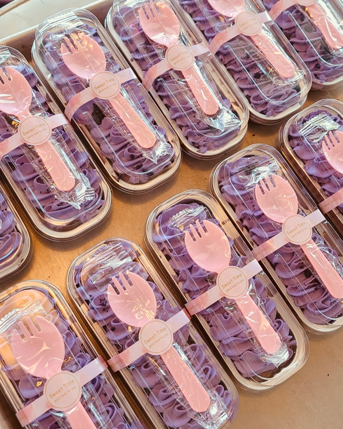 UBE, UBE, AND MORE UBE. Introducing our brand new Ube Tres Leches in a cup and Ube bar that weโve been sending out to the farmers market. The Ube tres leches is ready to be eaten and kept nice and cold in an insulated container to cool you down a bit these summer days. Theyโre also available in full size cakes for whenever you have an event and are craving some ube. Got any questions? Feel free to send a DM
#ube #farmermarket #tresleches #cookies #summer #baking #bayarea #pleasanton #livermore