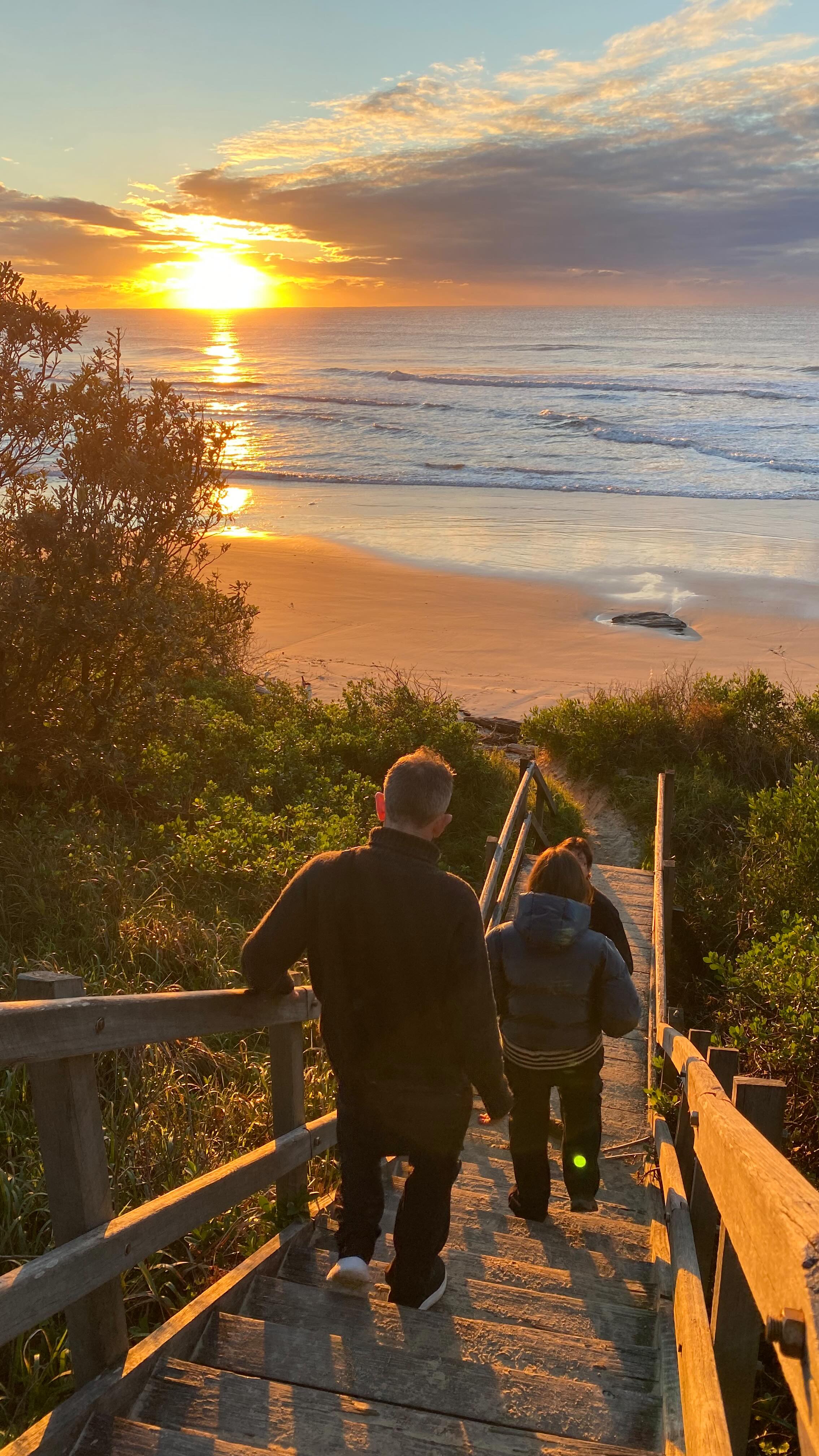 From moonlight on our land to showing our guests the beauty of sunrise at one our local beaches this morning. The mid north coast is such a beautiful place. #nature #healthyliving #nambuccavalley #hungryheads #energyhealing #oasiswithin