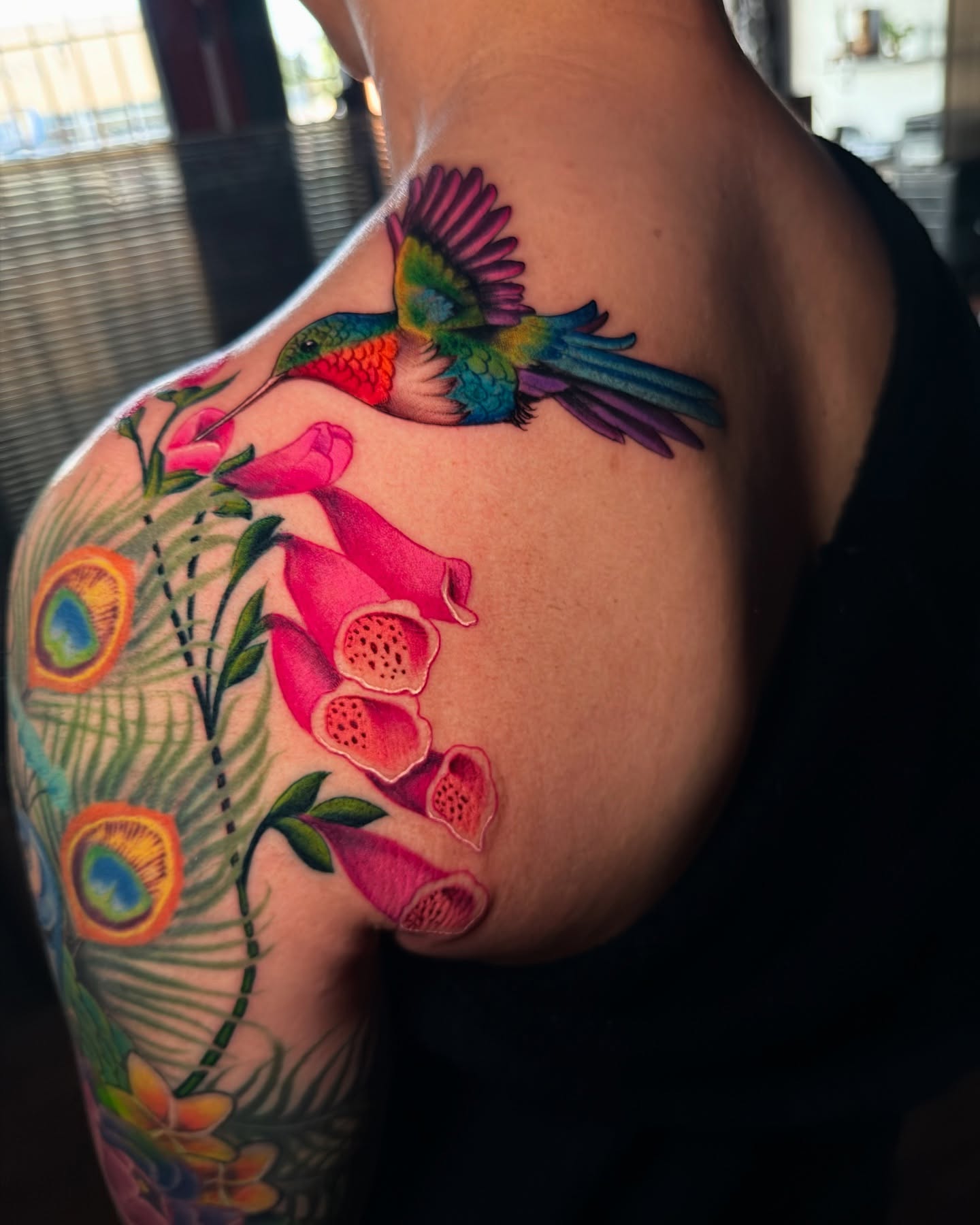 ✍🏽Artist: Mike Aveno @mikeaveno_tattoos
🗓️Books: OPEN
To book: 📧marsinktattoo@gmail.com
📱 (408)508-9130
💲Deposit Req
•
•
•
#bayareatattooartist #marsink #marsinktattoo #california #bayarea #tattoos #sanjose #rosetattoo #sanjosetattooartist #bayarea #birdtattoo #colortattooartist #backtattoo #floraltattoo