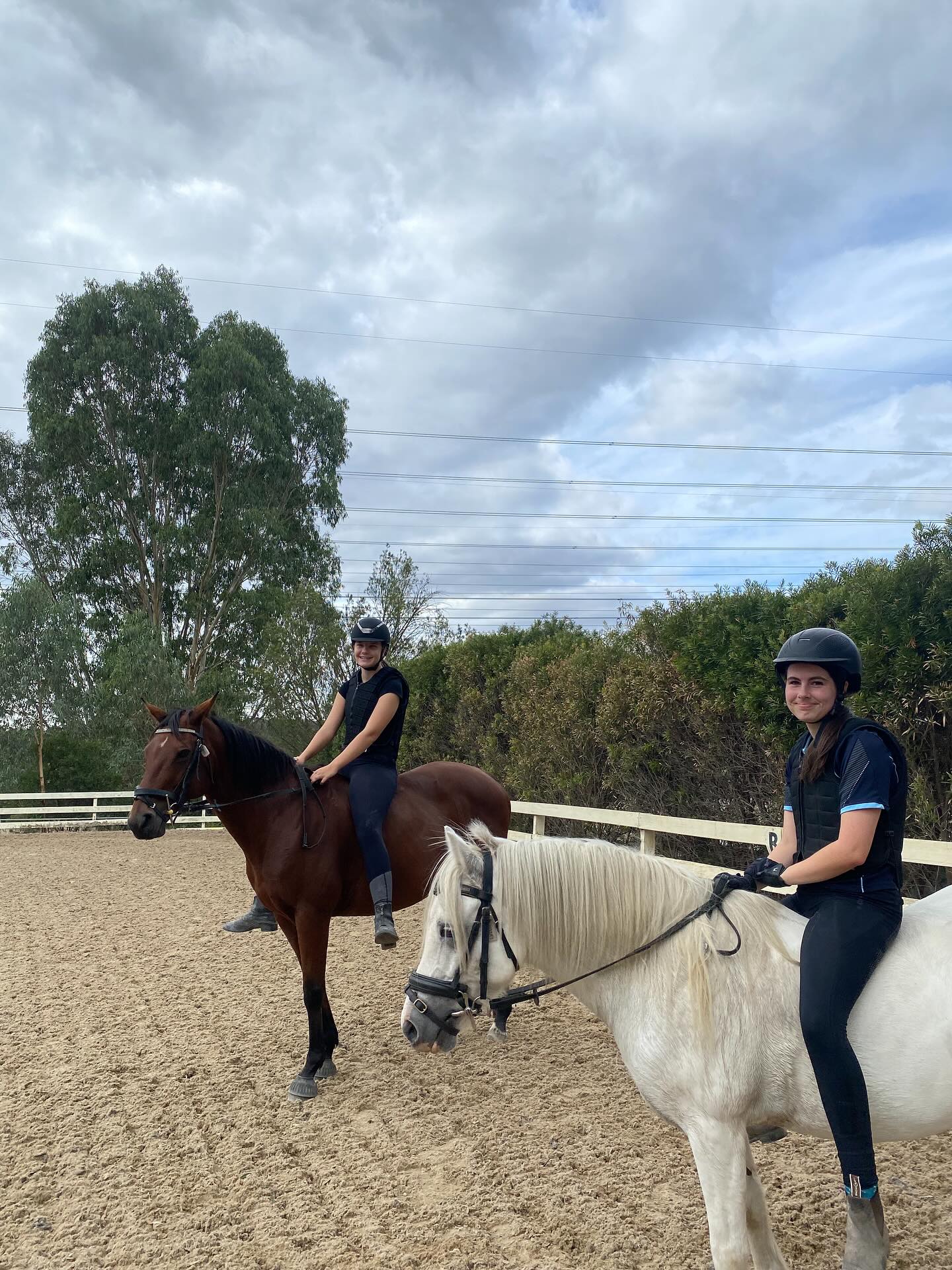 JUMP IN THE SADDLE THESE SCHOOL HOLIDAYS!
Are your kids ready for an adventure this school holidays?
Our holiday programs are designed to provide your child a hands-on, exciting experience with horses! Whether they’re a beginner or an experience rider, they’ll gain valuable skills, have fun, and make lasting memories!
Days: Mon-Fri (single days)
Hours: 9am-3pm
Cost $200
What to Bring:
* Packed lunch
* Long pants & suitable clothing for the weather (jumper and/or waterproof jacket)
* Water bottle
Our day entails:
* 3 hours of riding each day
* Hands-on horse handling and riding theory
* Fun activities and interaction with horses, including brushing and saddling
* For all rider levels – our experienced instructors will cater to your child’s needs
Bookings can be made via our online portal, via email or CALL US TODAY! 🐴