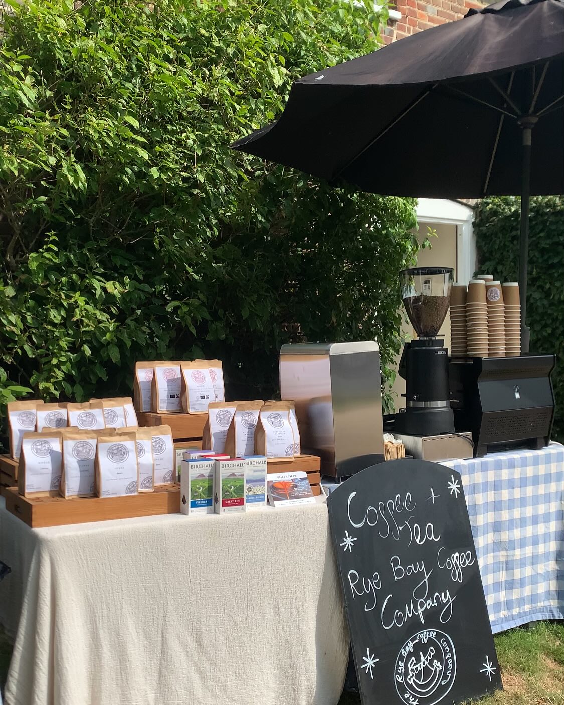The sun is shining & the coffee is flowing☀️☕️
We are at the @mountfieldwinery midsummer market🍾
Catch us here until 3:00pm. Still plenty of time to visit!