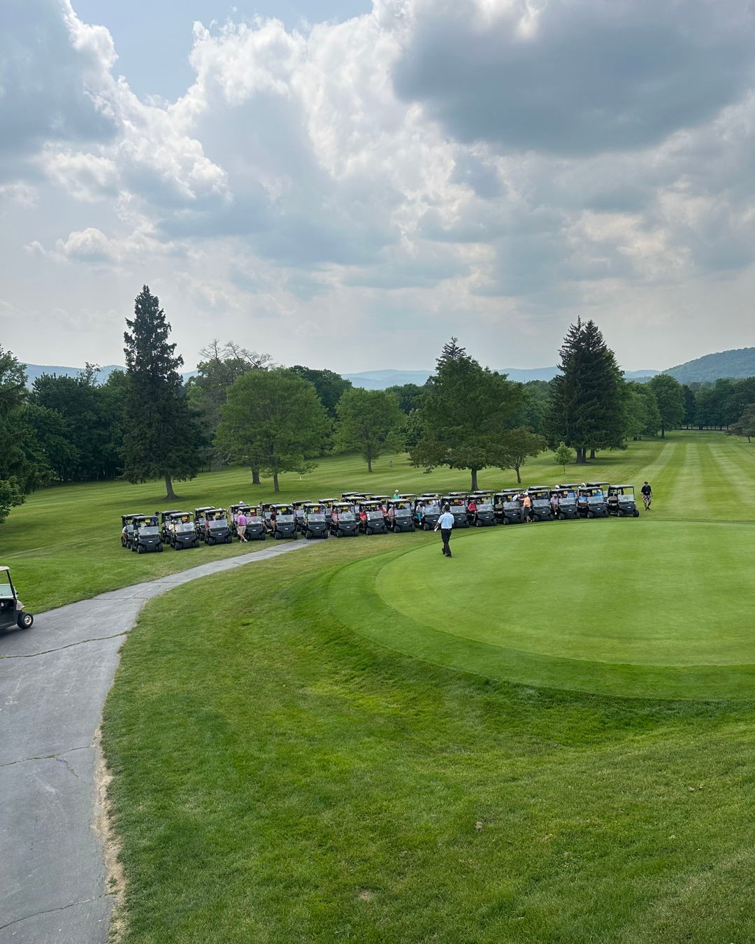 What a fantastic start for the MGA! Eighty guys hit the links this past Thursday for their opening day, enjoying beautiful weather and great golf. We're incredibly excited for the season ahead and look forward to many more wonderful Thursdays this summer! ☀️⛳